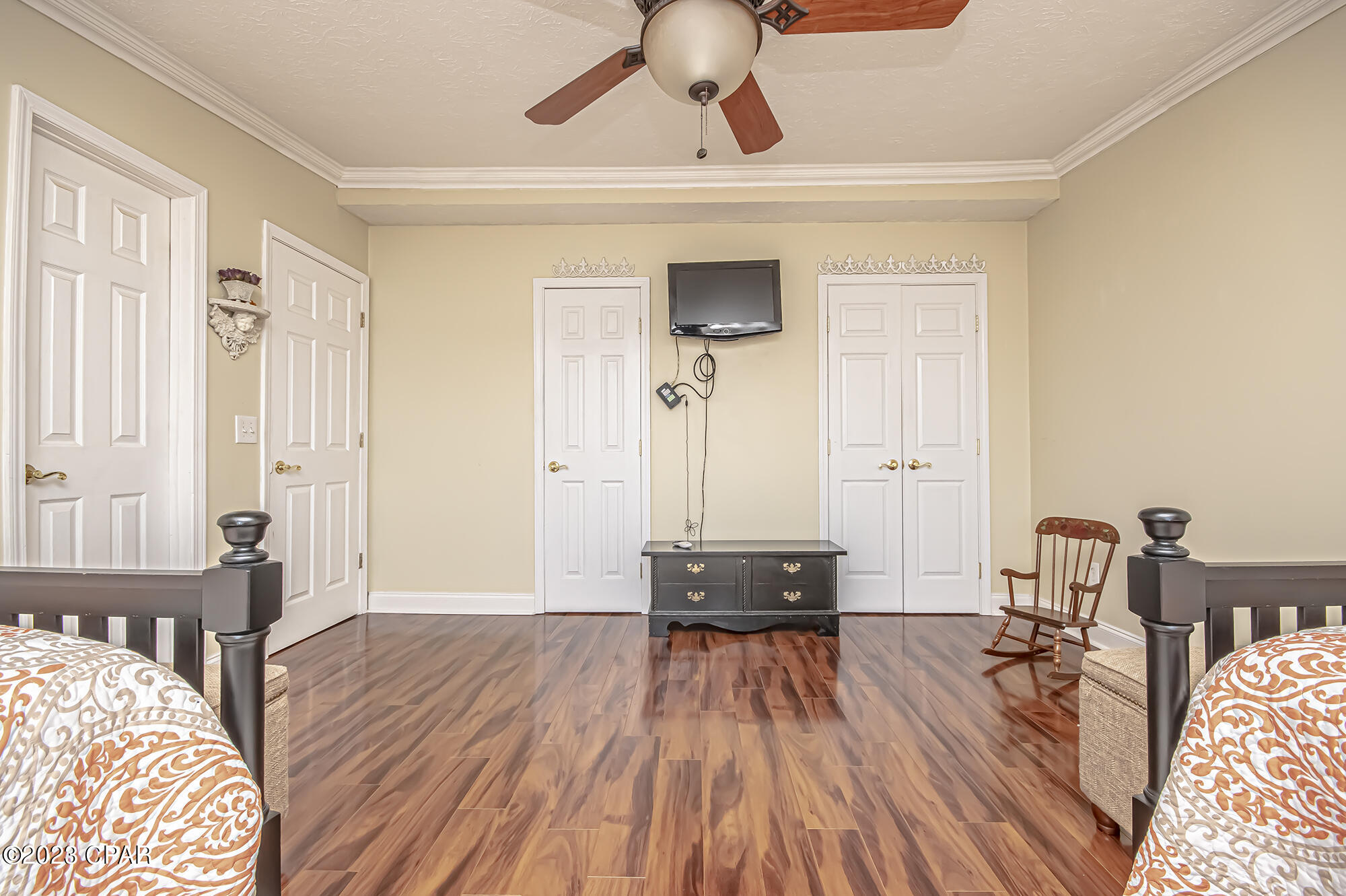 Forest Hills Unit 3 - Residential