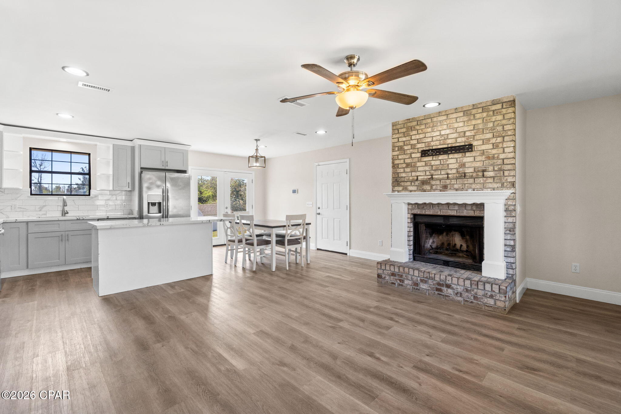 Lakeshore Heights - Residential