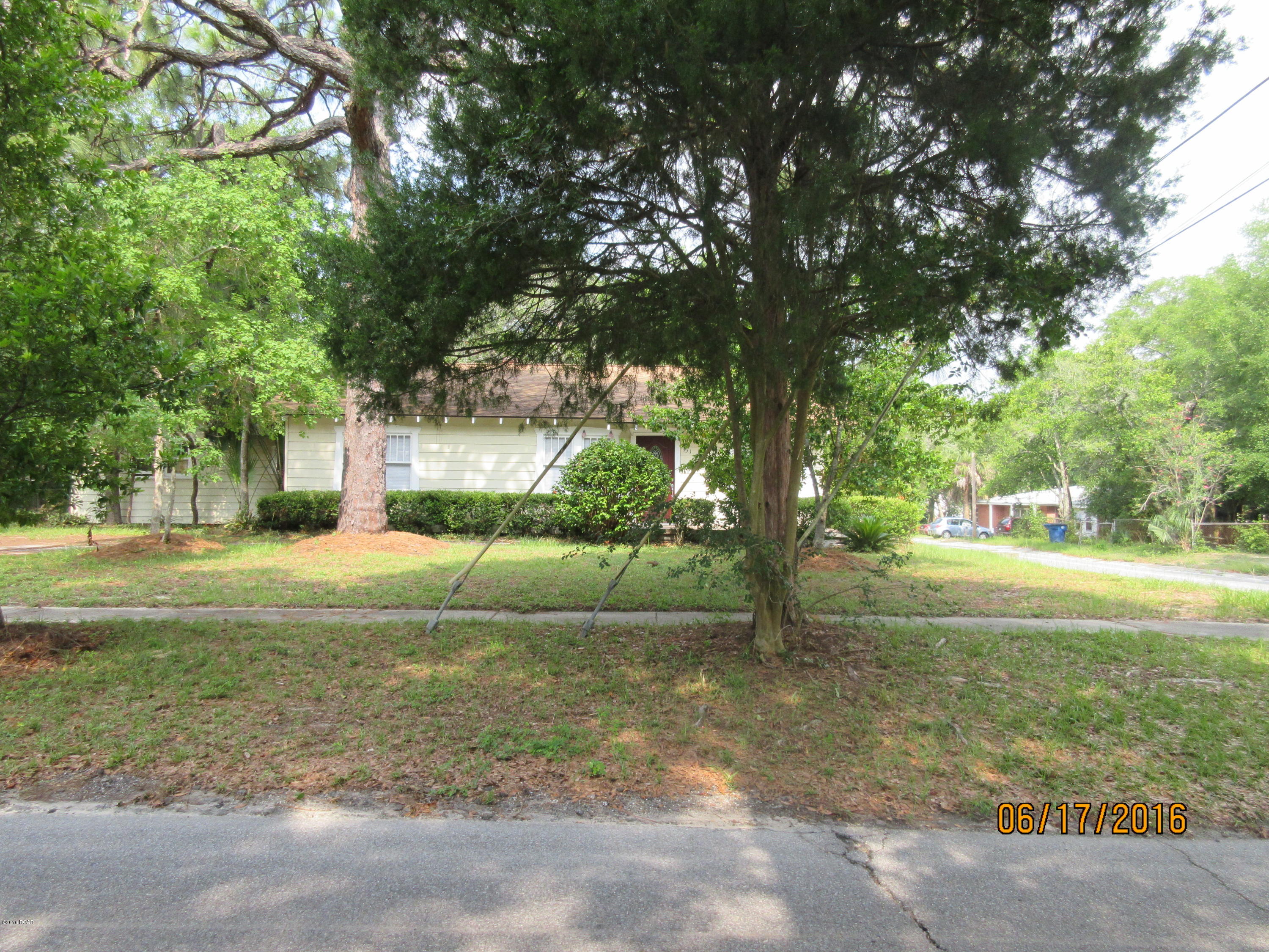 This is an older home with new features - new flooring, fresh paint, new roof, new A/C system and has a refrigerator and stove/oven.  Please no pets.