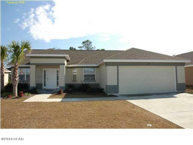 Single family home in Palmetto Trace located close to the beach. Home features large bedrooms and yard, and community pool.