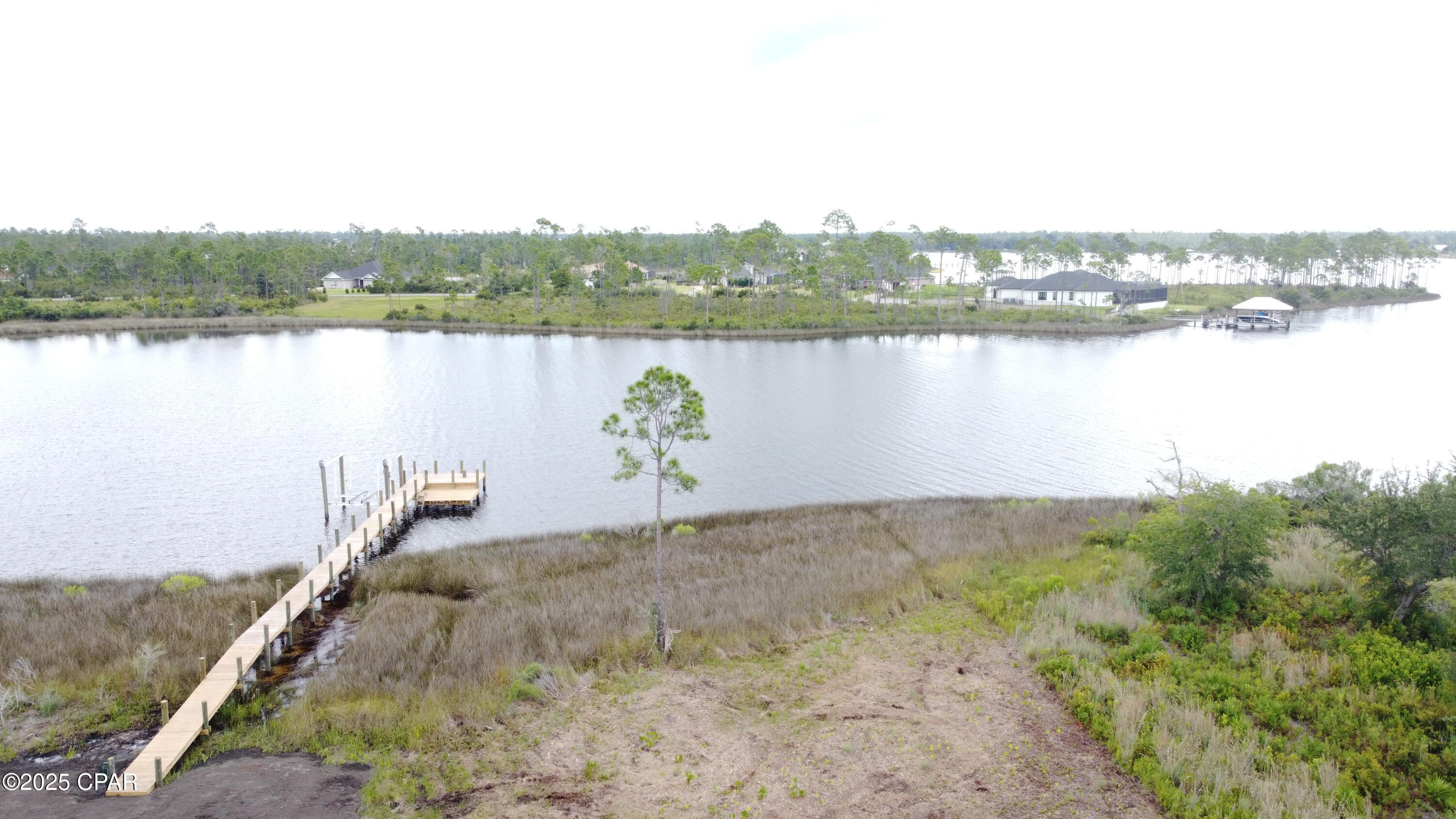 Laird Point - Land