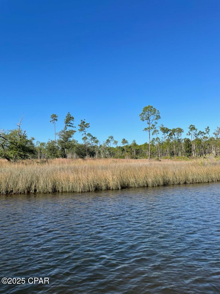 Laird Point - Land