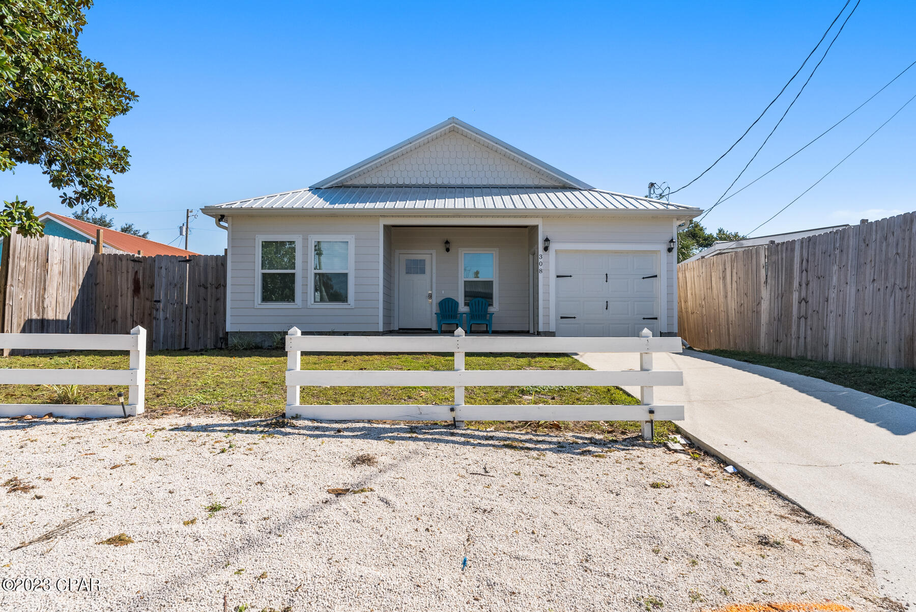 Laguna Beach Estates 7th Add - Residential Lease