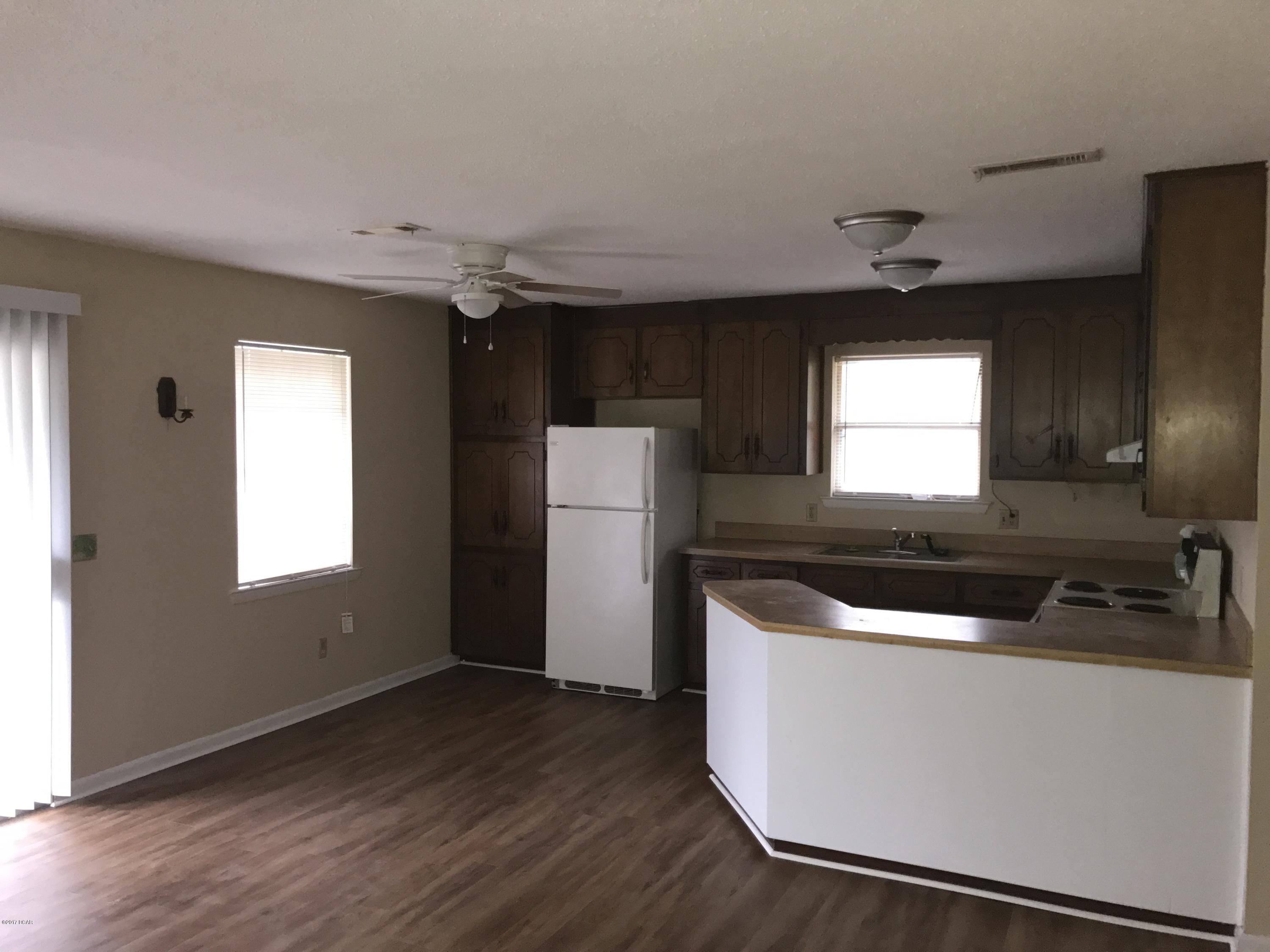 Silver Sands Unit 2 - Residential Lease