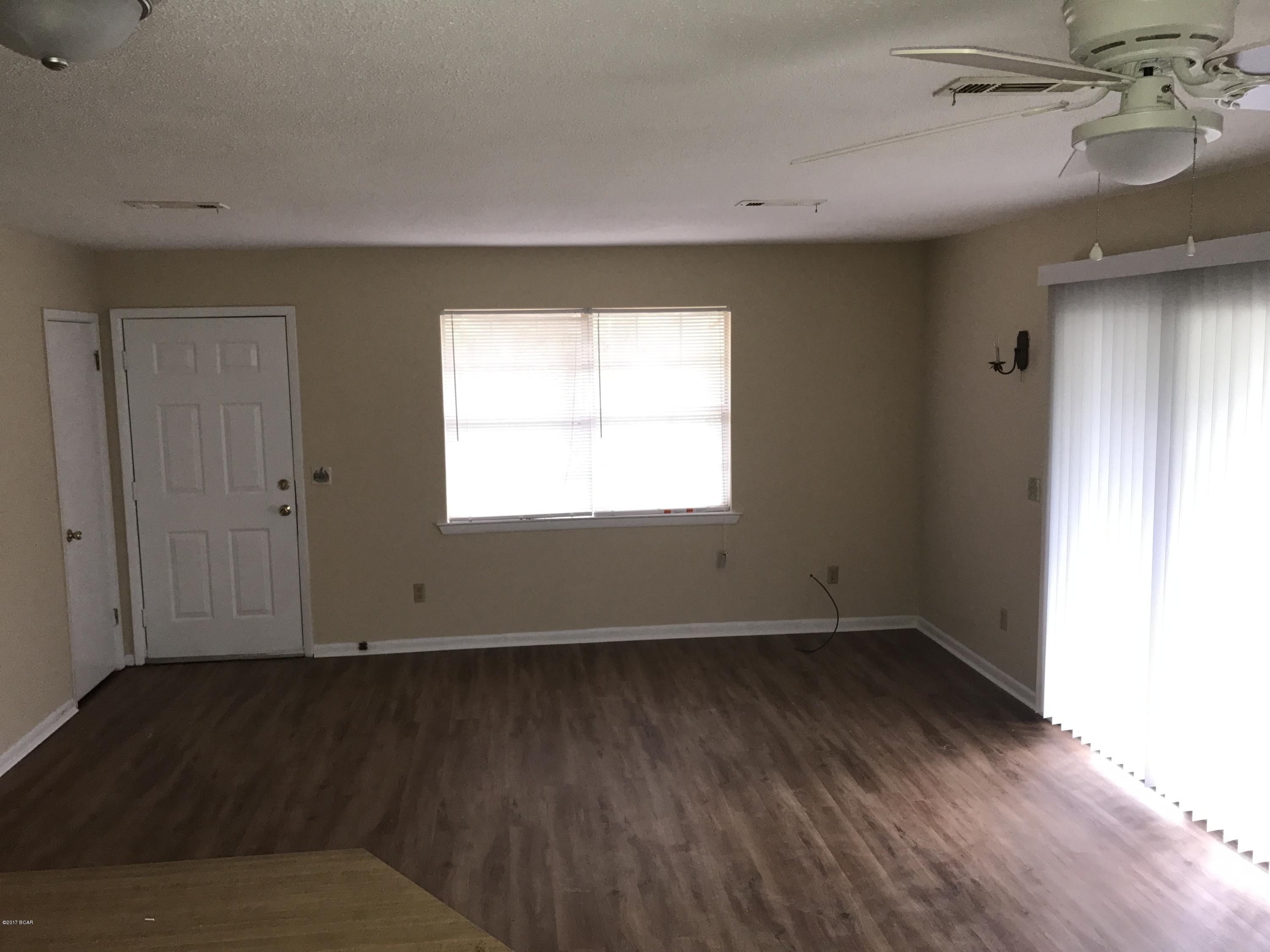 Silver Sands Unit 2 - Residential Lease