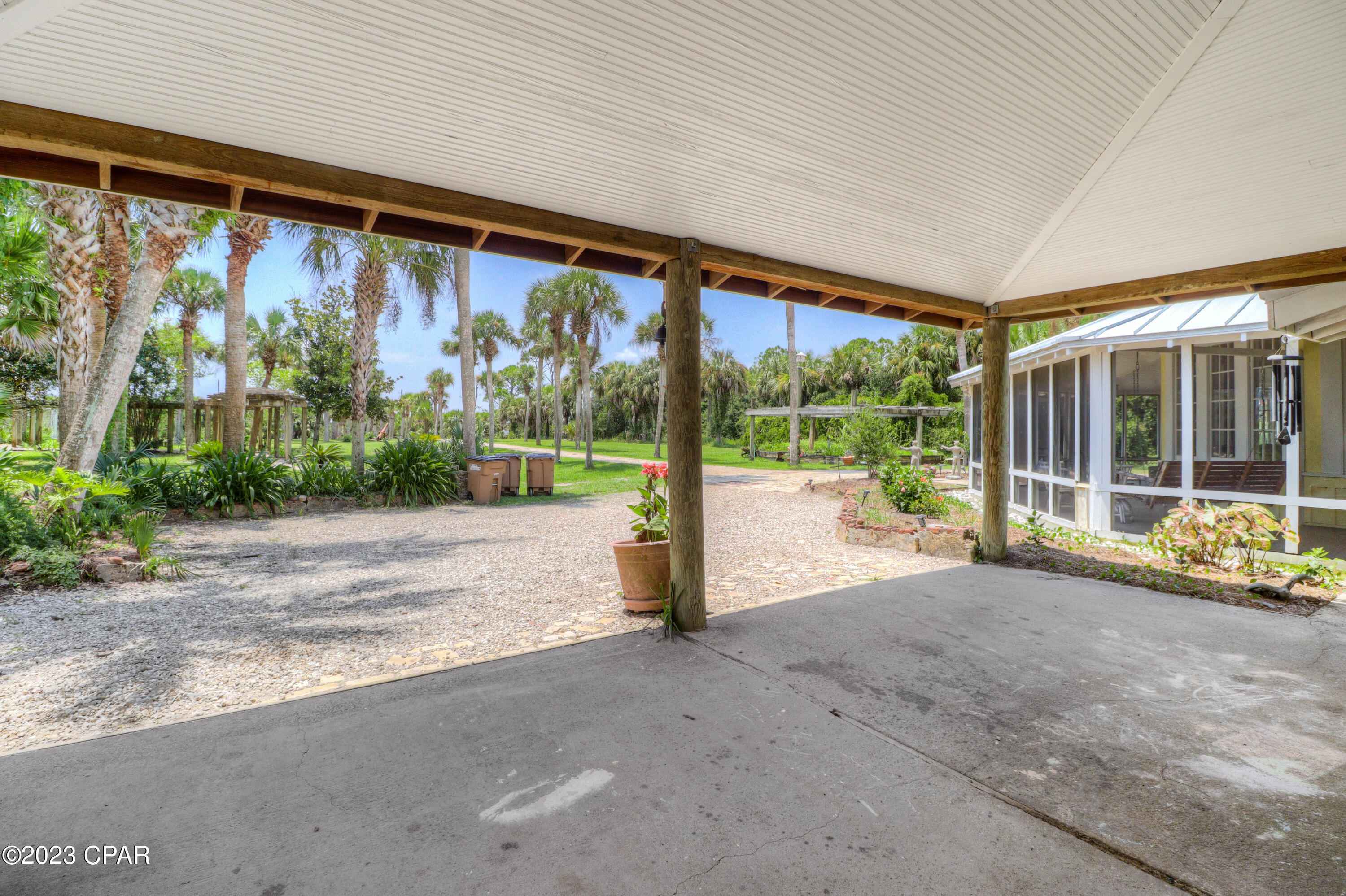 Camp Palms - Residential