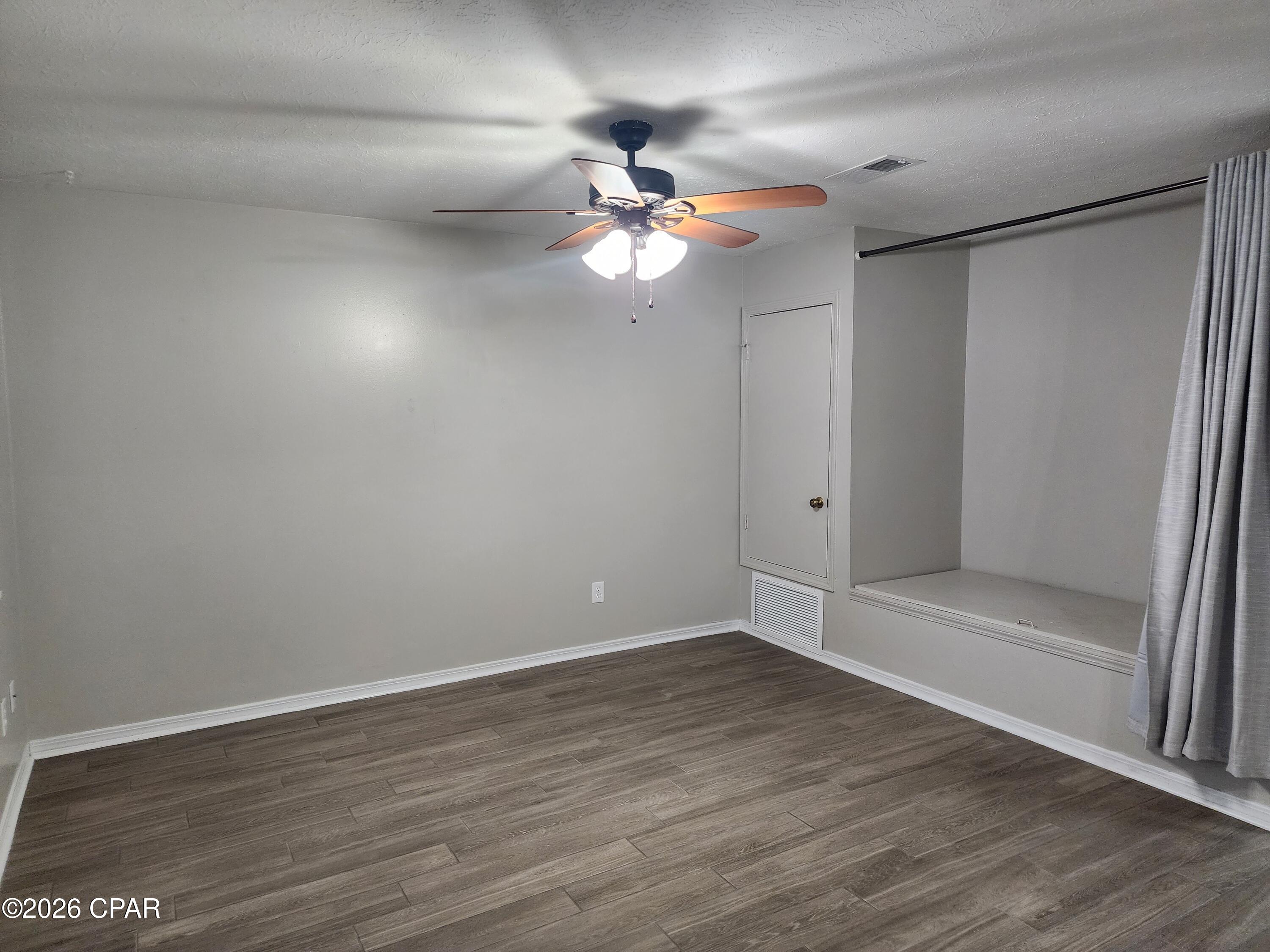 Harbour Towne - Residential Lease