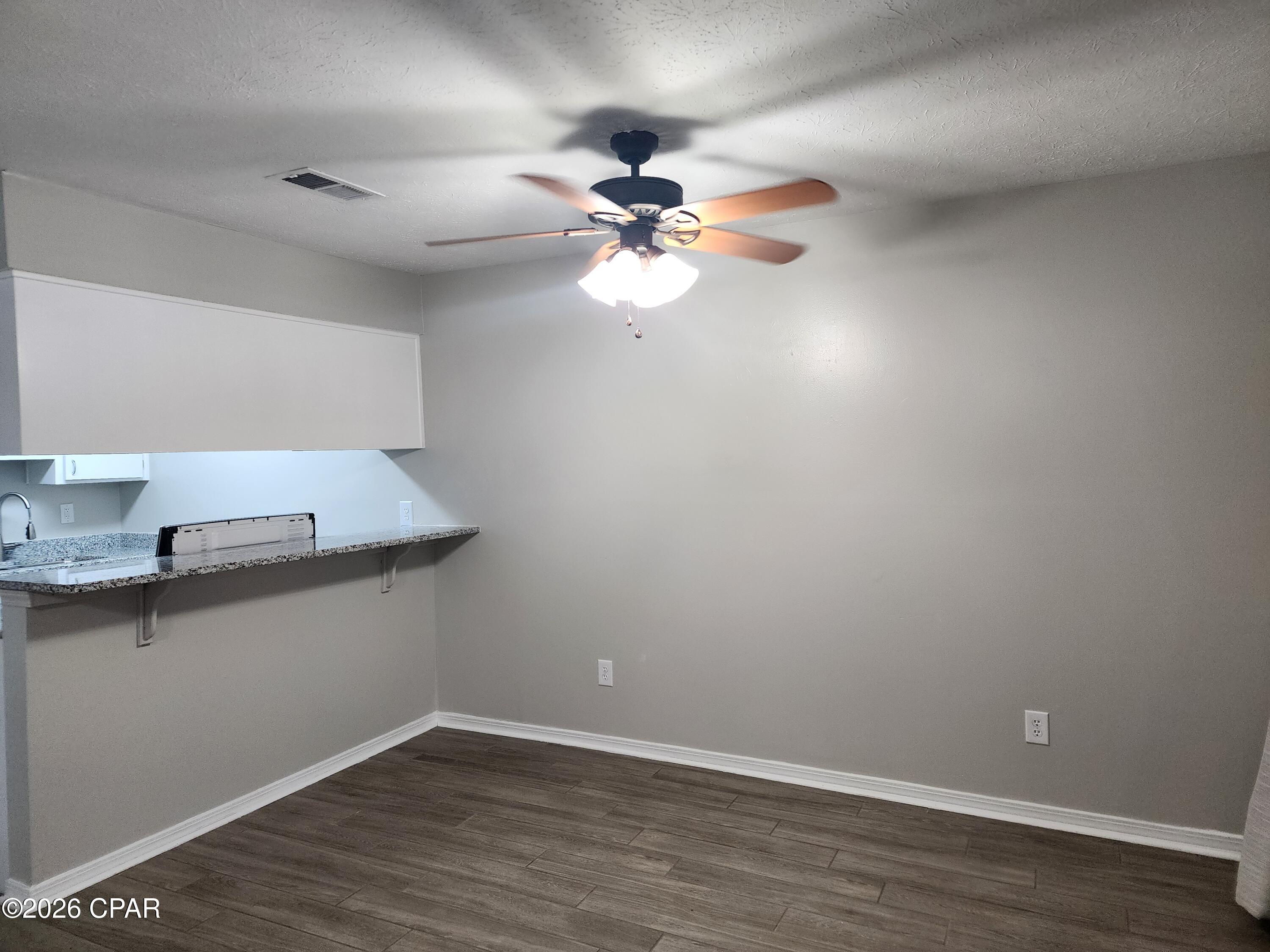 Harbour Towne - Residential Lease