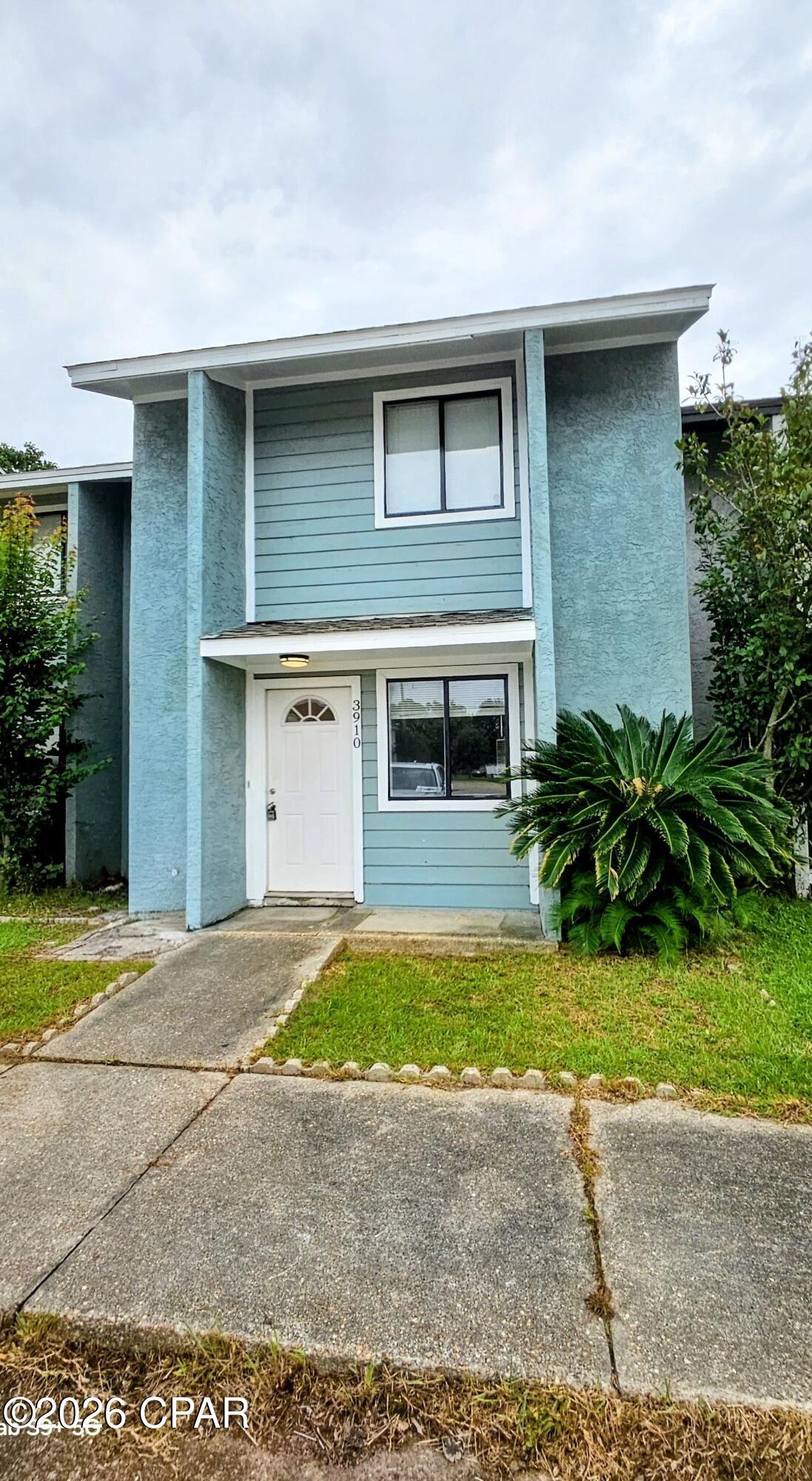 Centrally located in Panama City off 390. 2-bedroom, 1.5-bath sits in a culdesac with a quaint fenced-in backyard and 2 parking spaces. The unit ceiling fans, a dishwasher, a large laundry room, and carpeted bedrooms.  This townhome is located near it all, restaurants, shopping, schools and a short commute to Lynn Haven, colleges and beaches.   Small dog with refundable pet deposit.