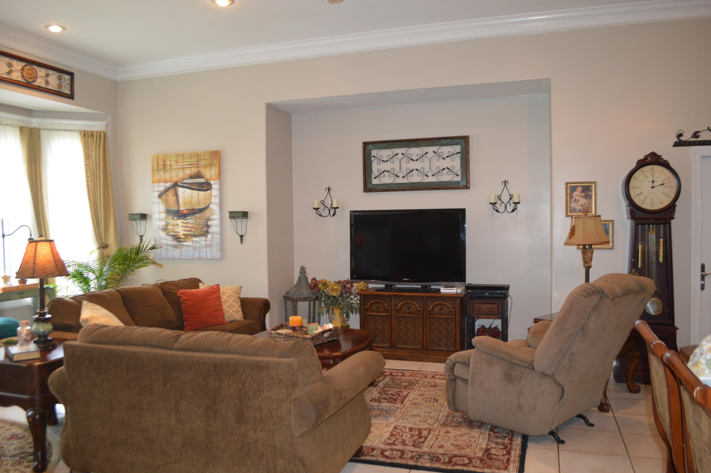 Thousand Oaks - Commercial Sale