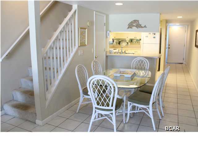Pirates Cove Villas - Residential