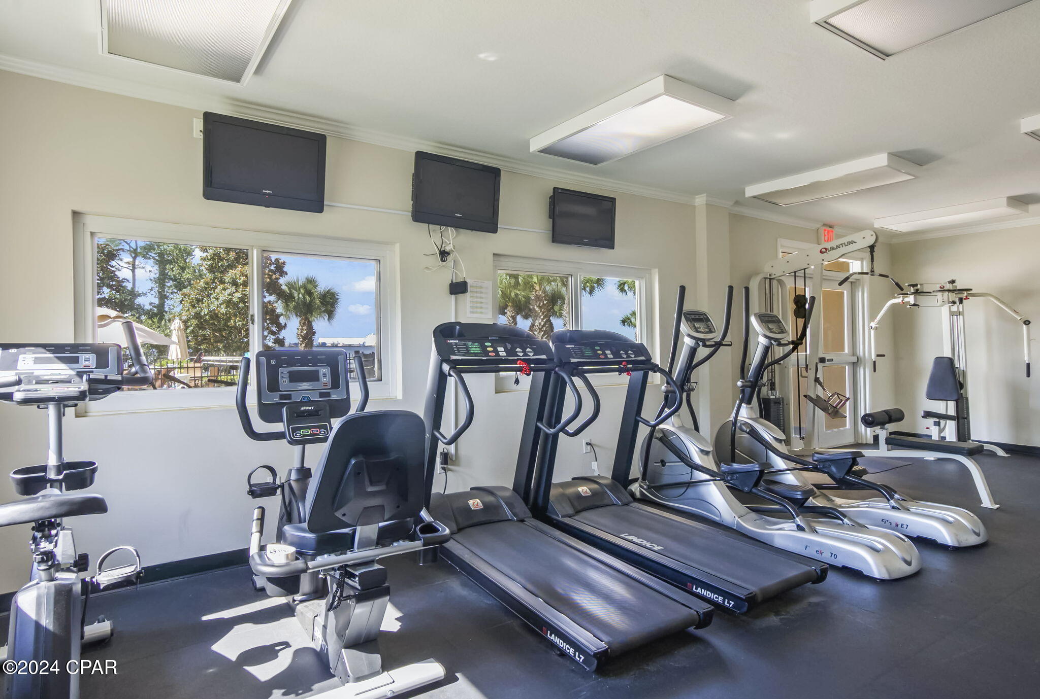 Magnolia Bay Club - Residential