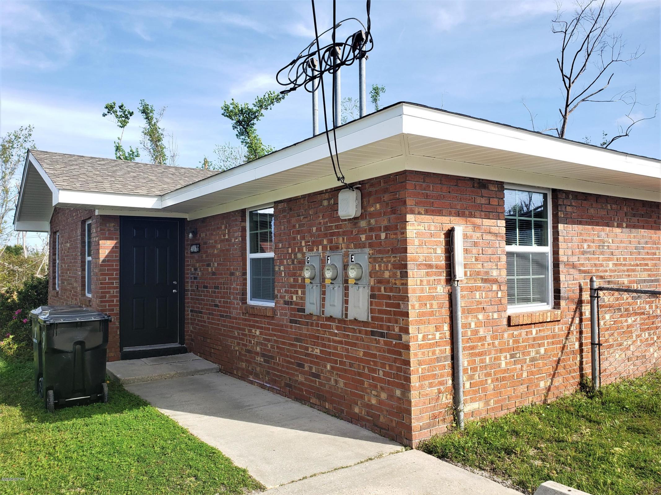 1 bed 1 bath end unit. Close to Rutherford High School, convenient to Tyndall AFB. Private entrance, shared back patio space. 

No washer/dryer hookups. 

NO pets. 

Quarterly pest service and yard service included.