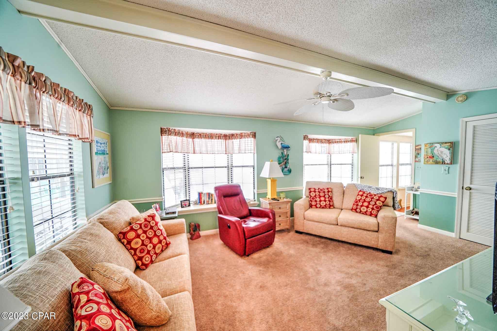 Venture Out Travel Trail - Residential