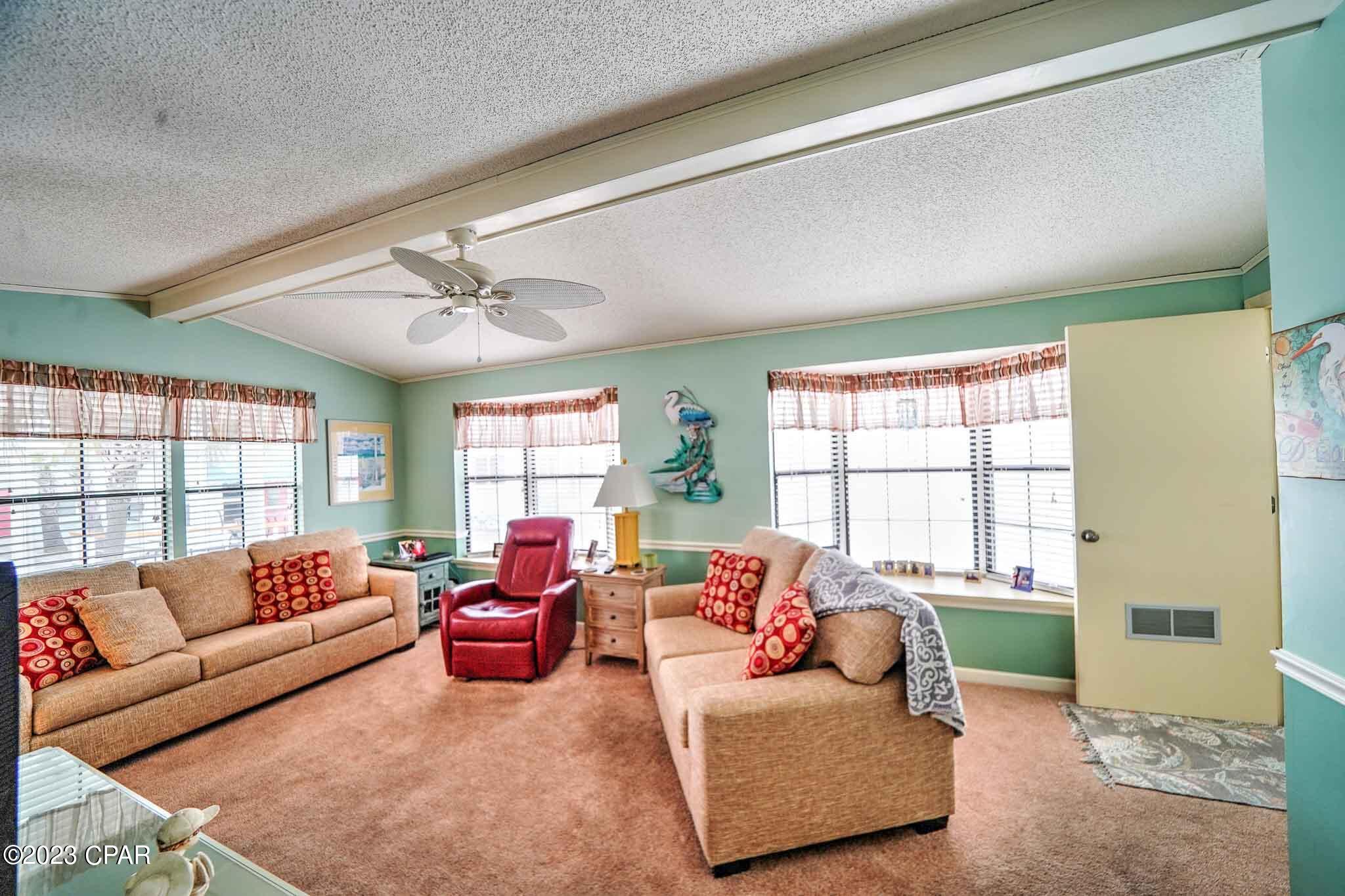 Venture Out Travel Trail - Residential