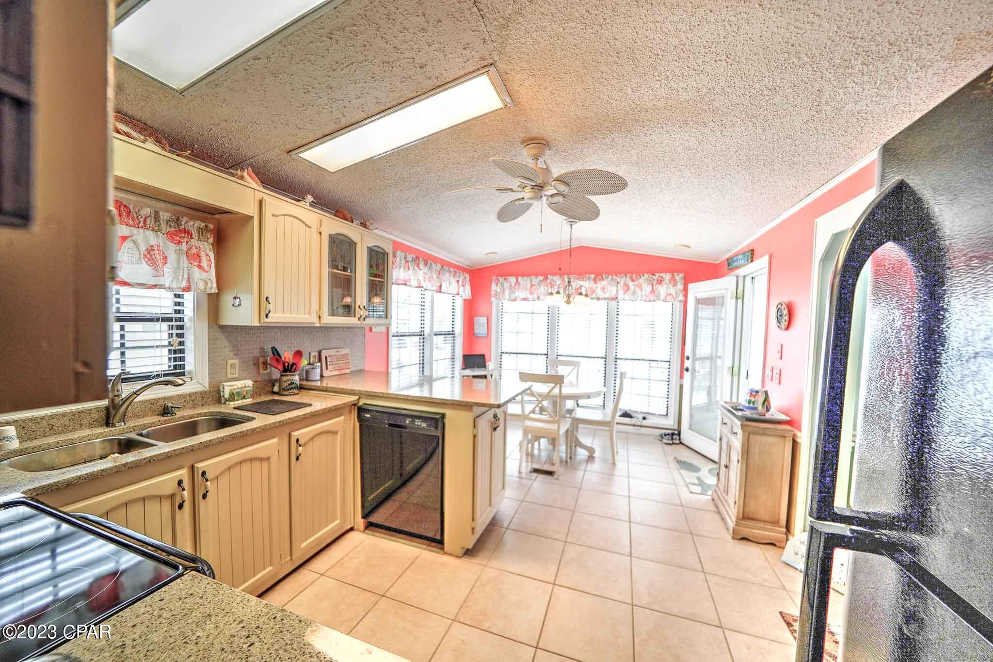 Venture Out Travel Trail - Residential