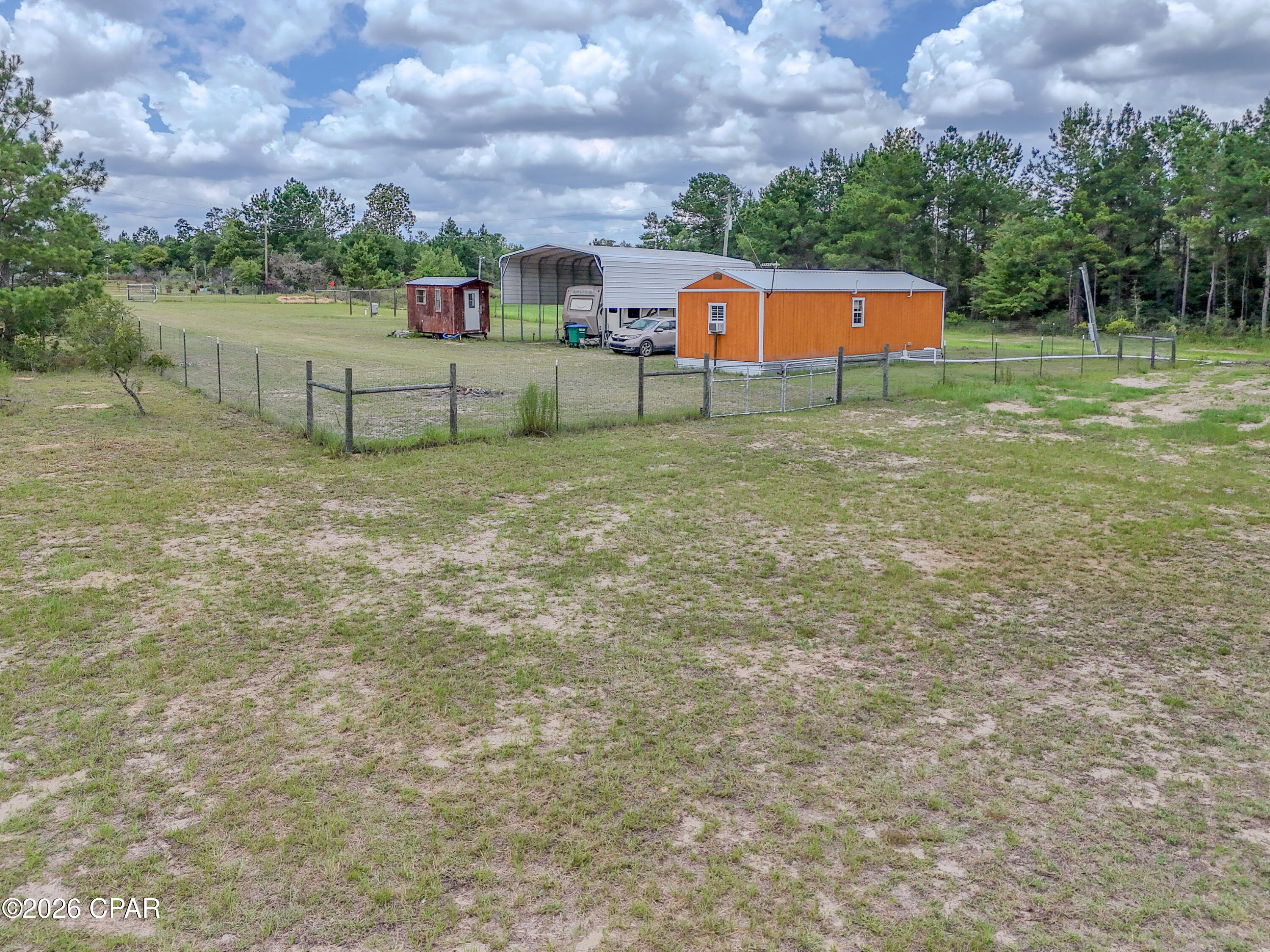 The Highlands Of Compass Lake - Residential