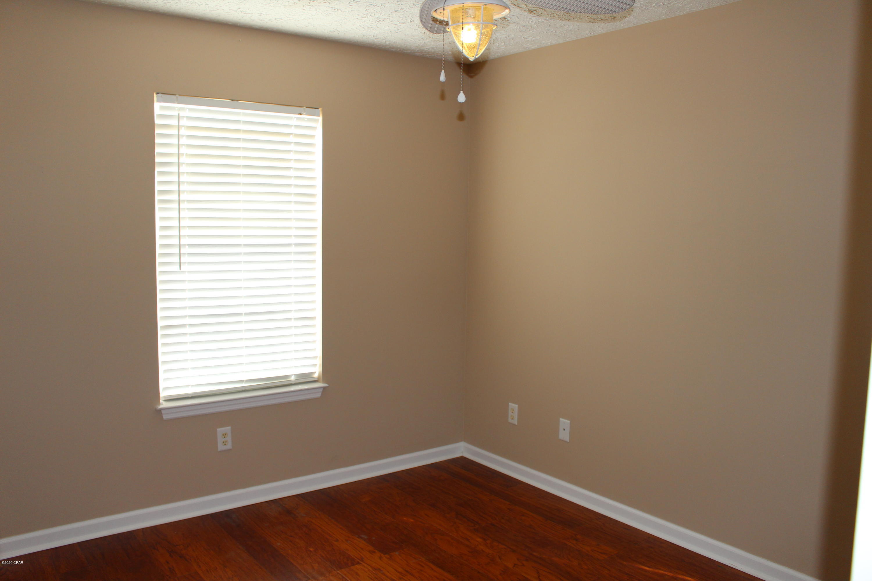 Palm Cove - Residential Lease