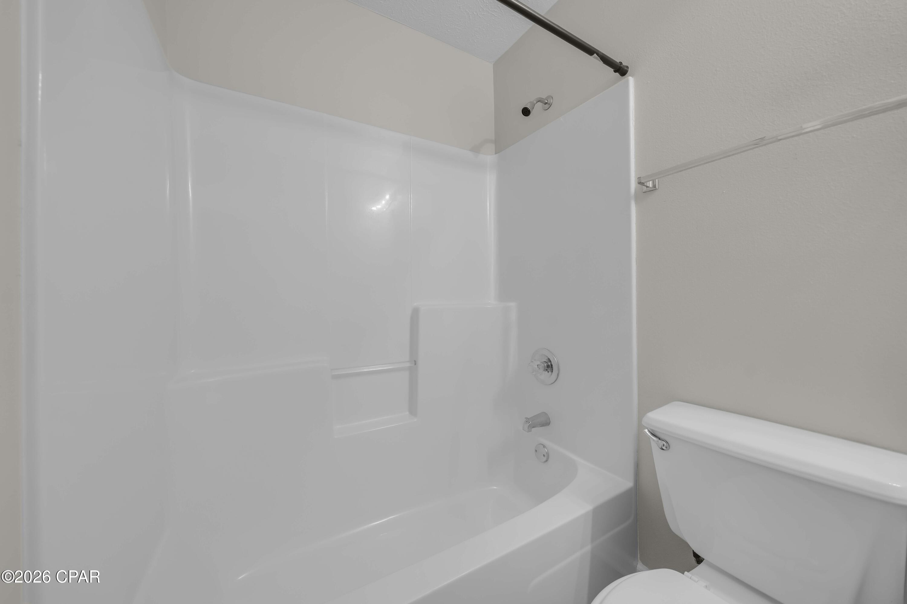 Pine Tree Place Unit 1 - Residential Lease