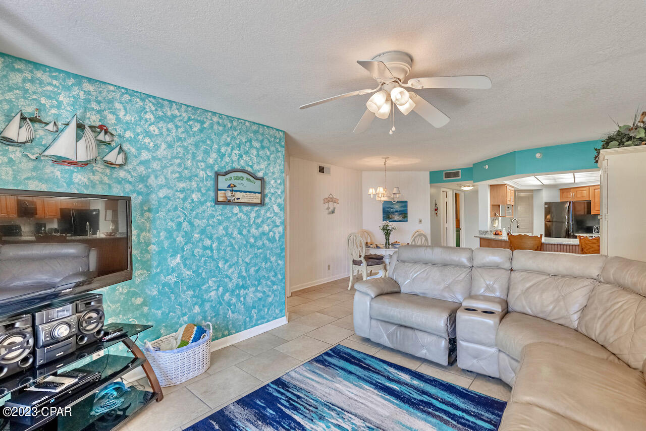 Summerhouse Condo. - Residential
