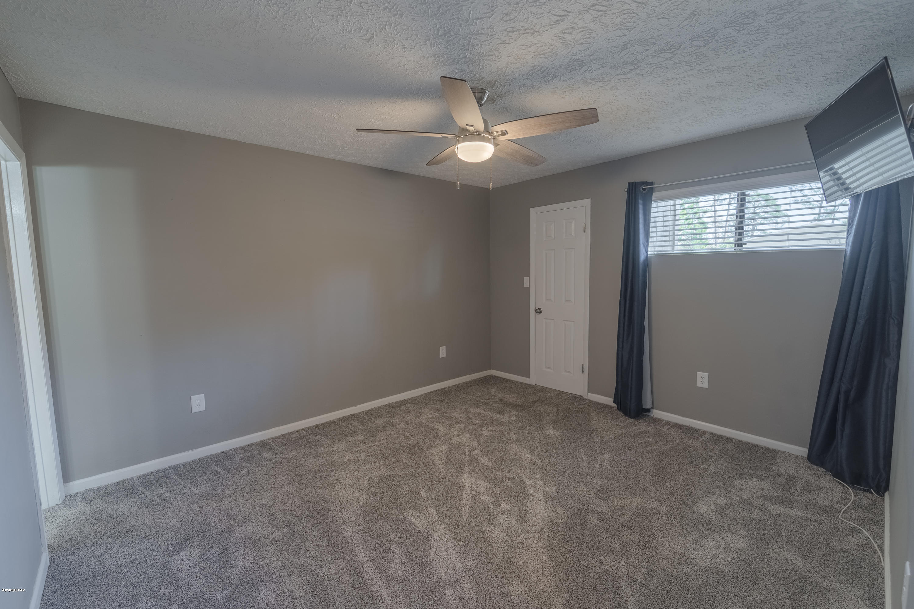 Grand Lagoon Cove Condominium - Residential