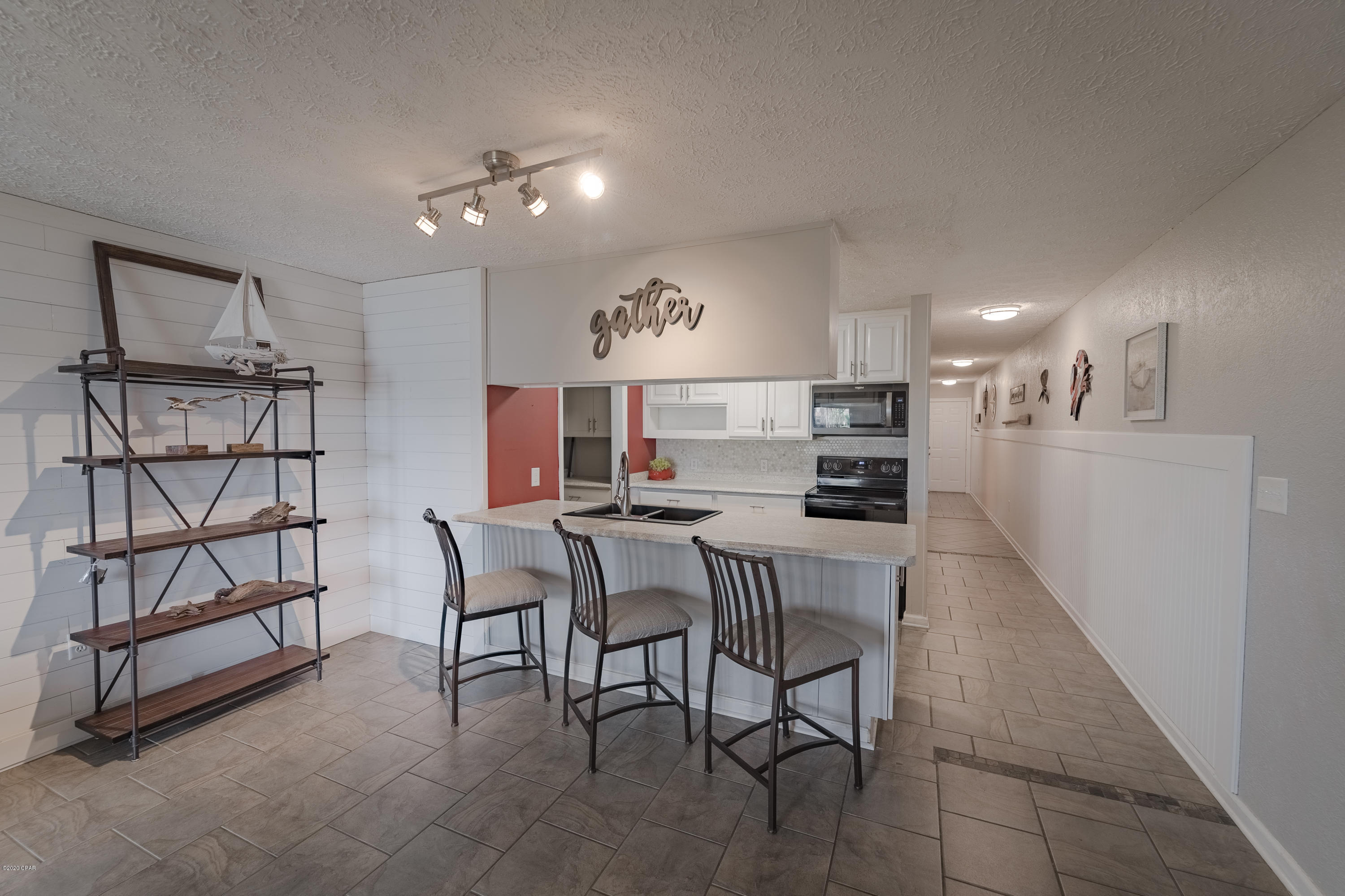 Grand Lagoon Cove Condominium - Residential