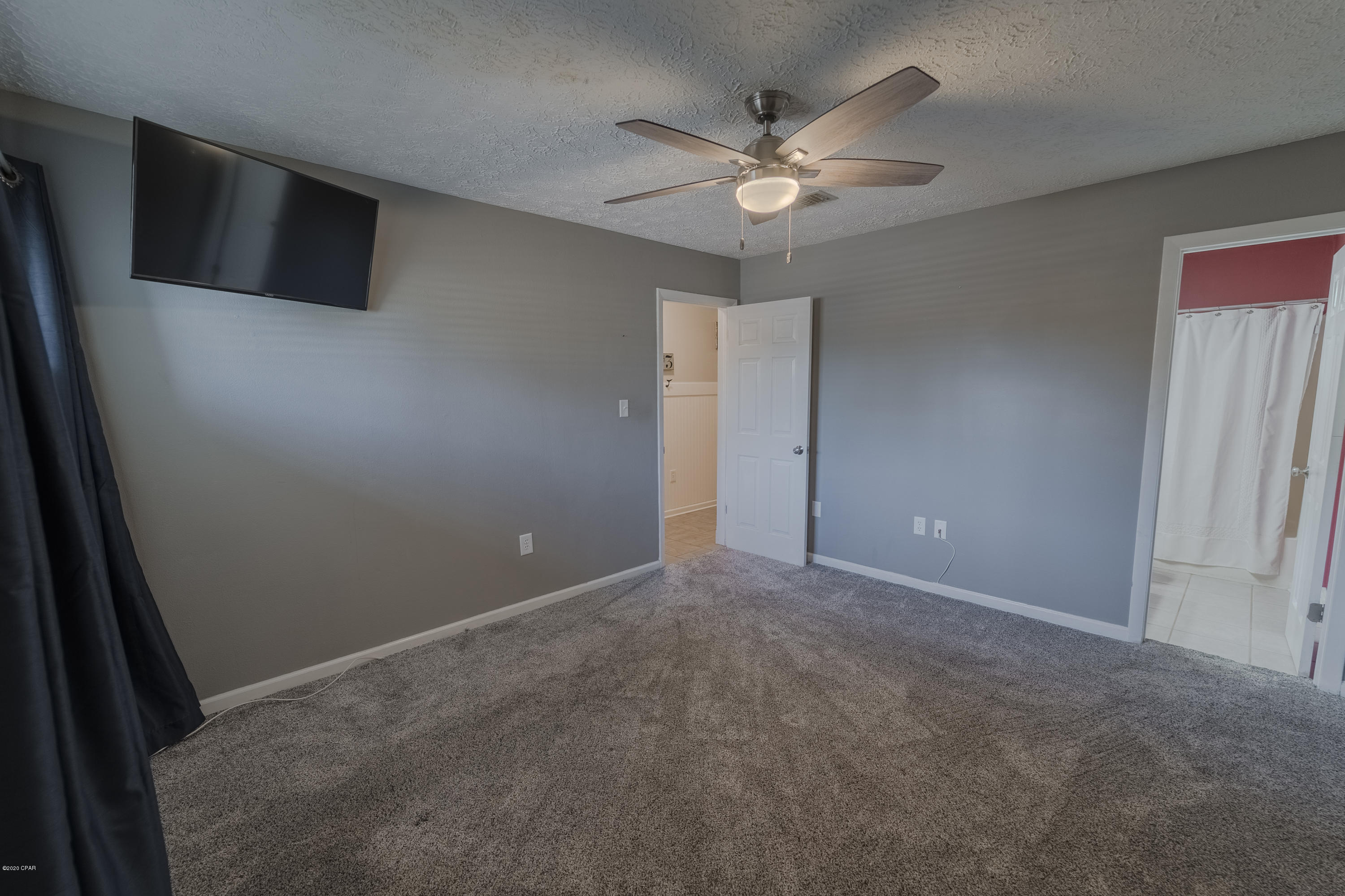 Grand Lagoon Cove Condominium - Residential