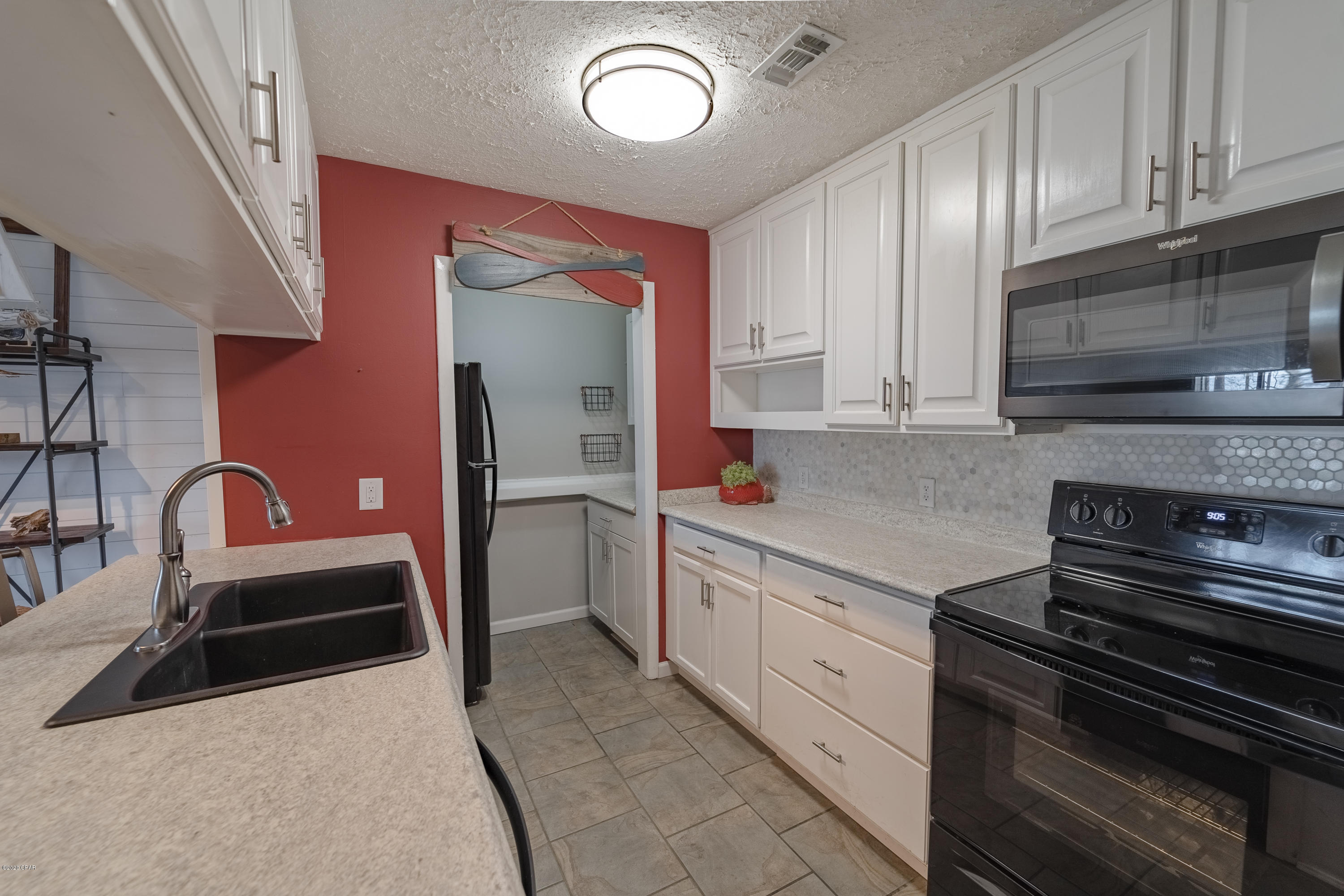 Grand Lagoon Cove Condominium - Residential