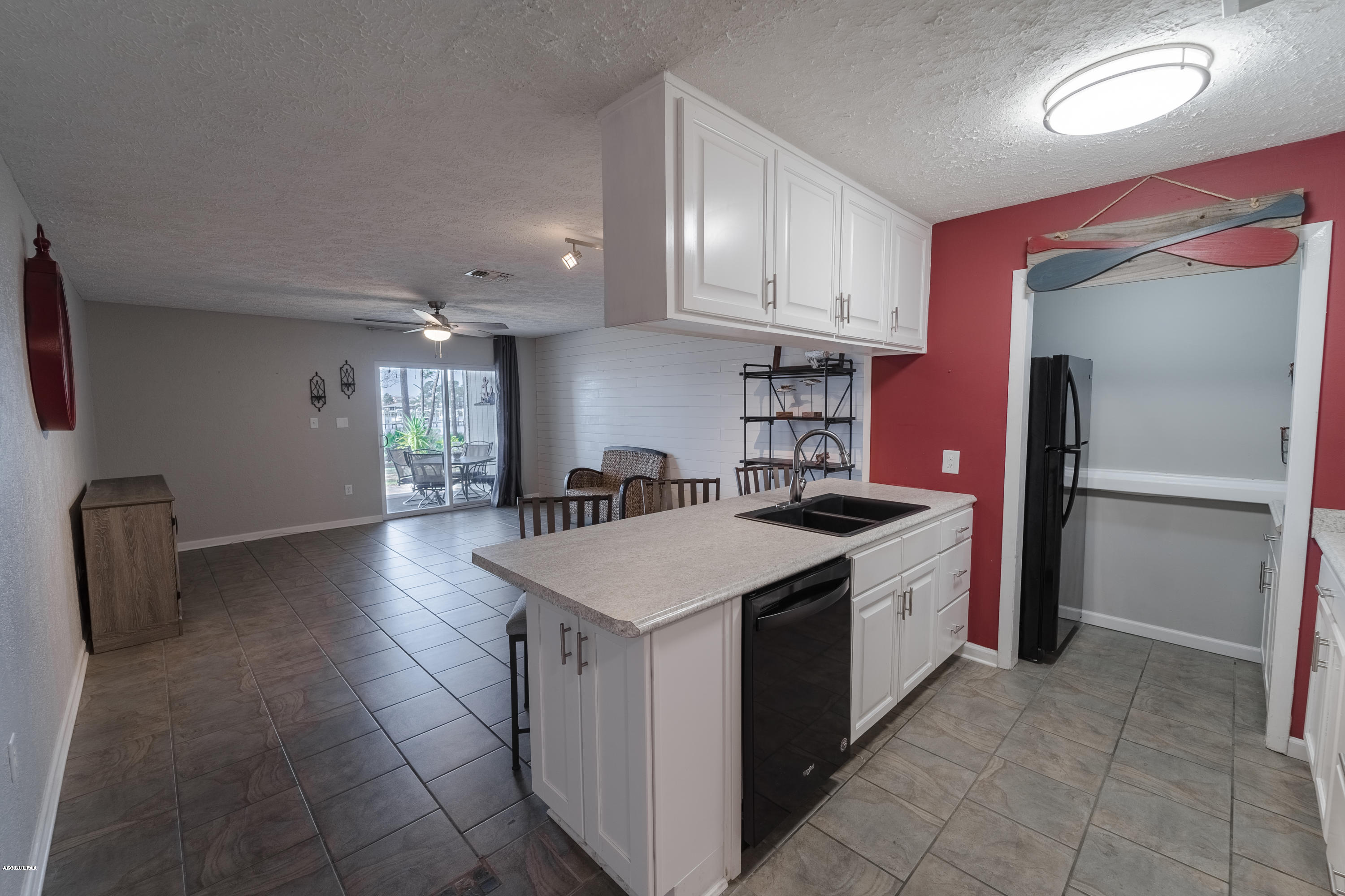 Grand Lagoon Cove Condominium - Residential