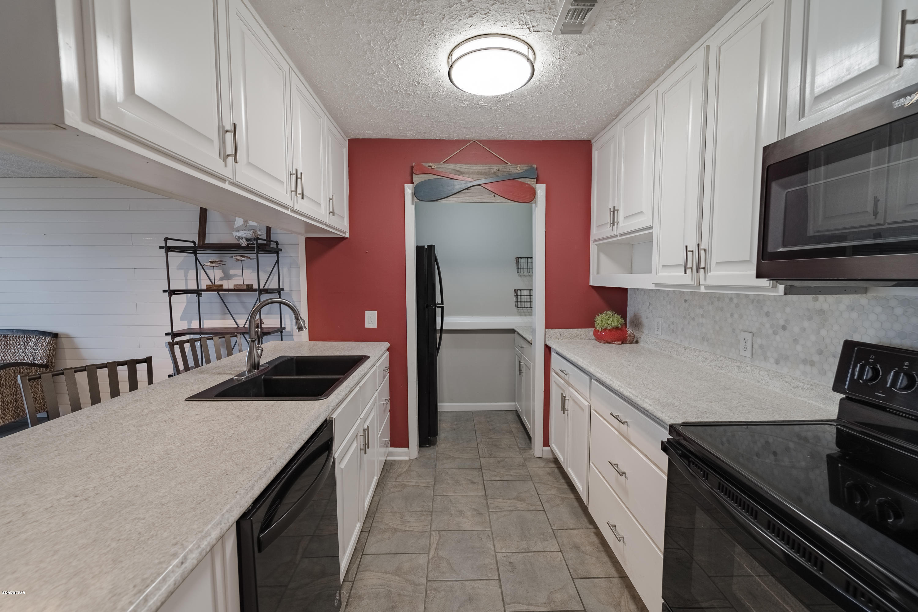 Grand Lagoon Cove Condominium - Residential