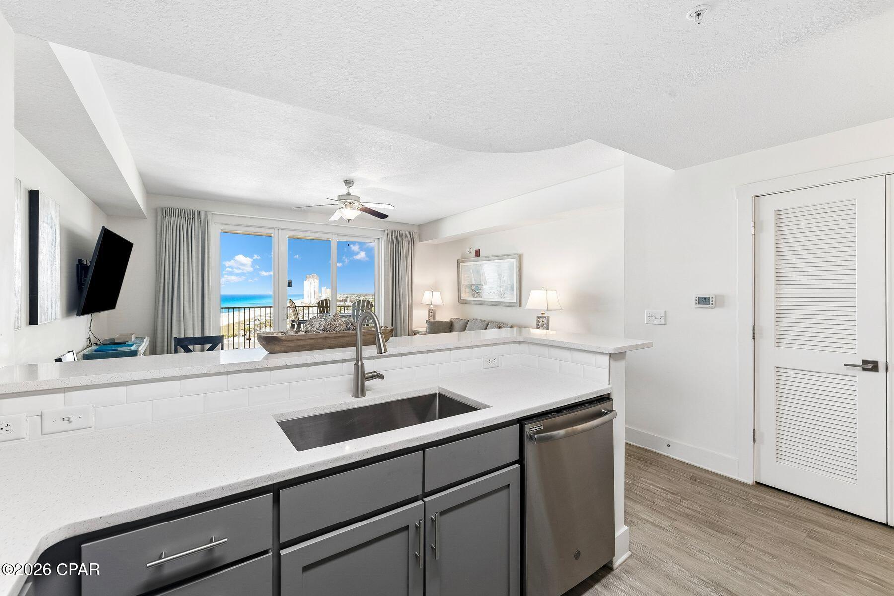 Calypso Towers III - Residential