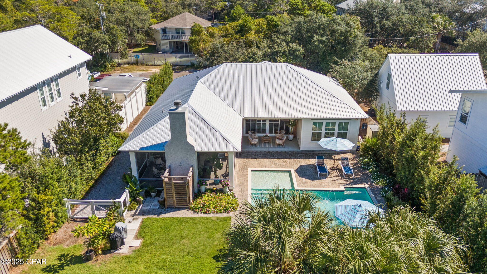 Blue Mountain Beach - Residential