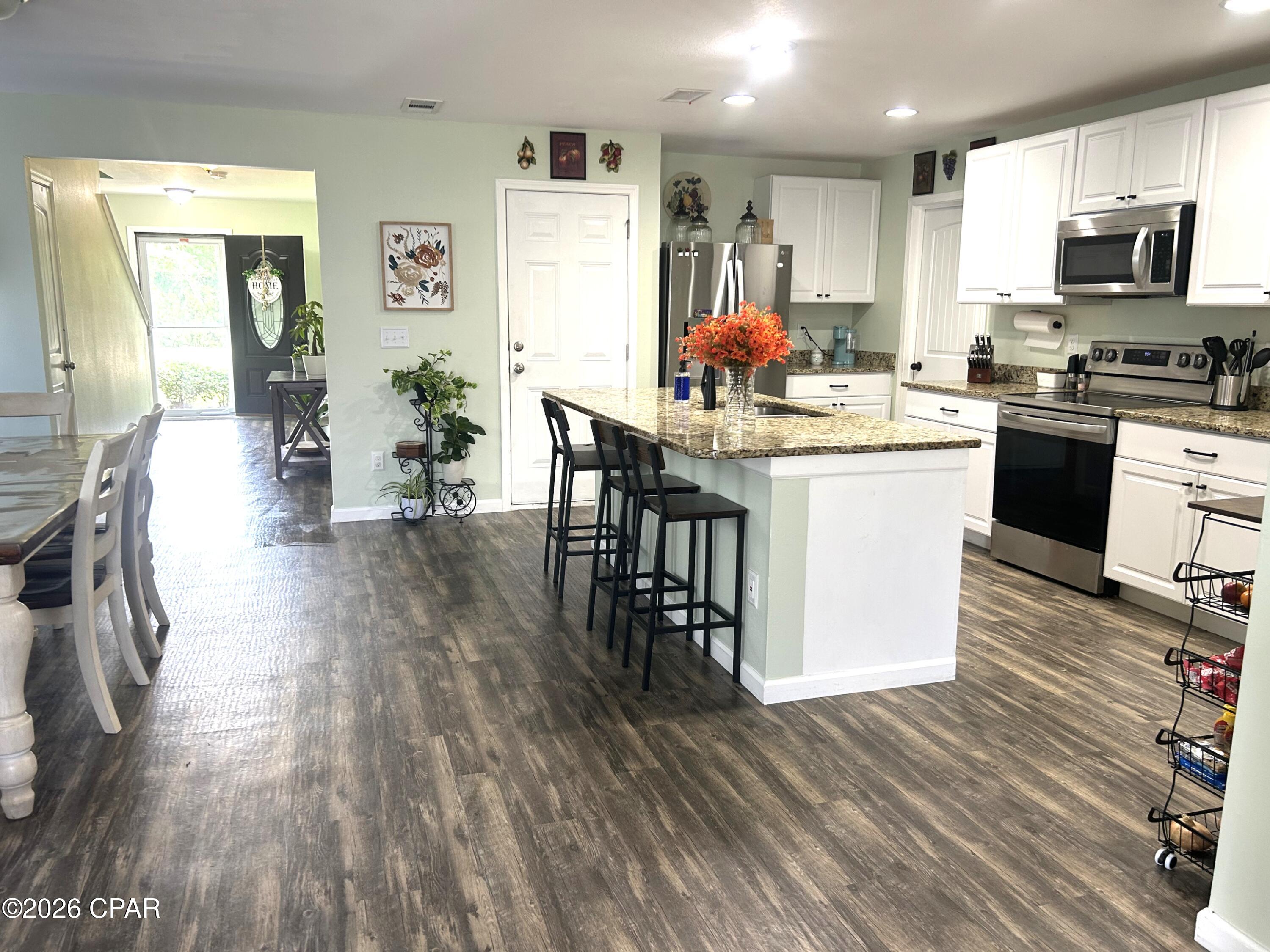 [No Recorded Subdiv] - Residential Lease