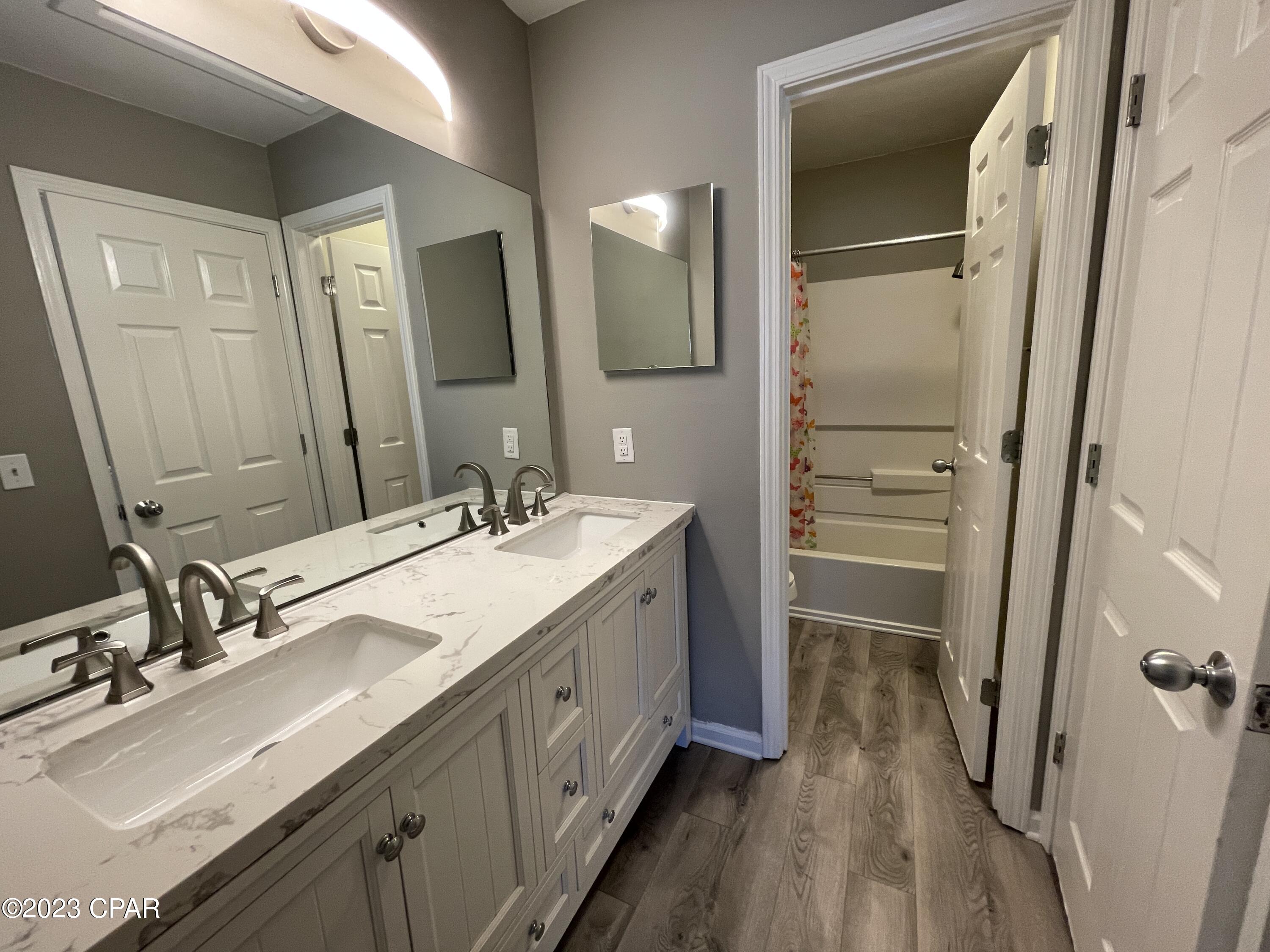 Delwood Estates Ph 1 - Residential Lease