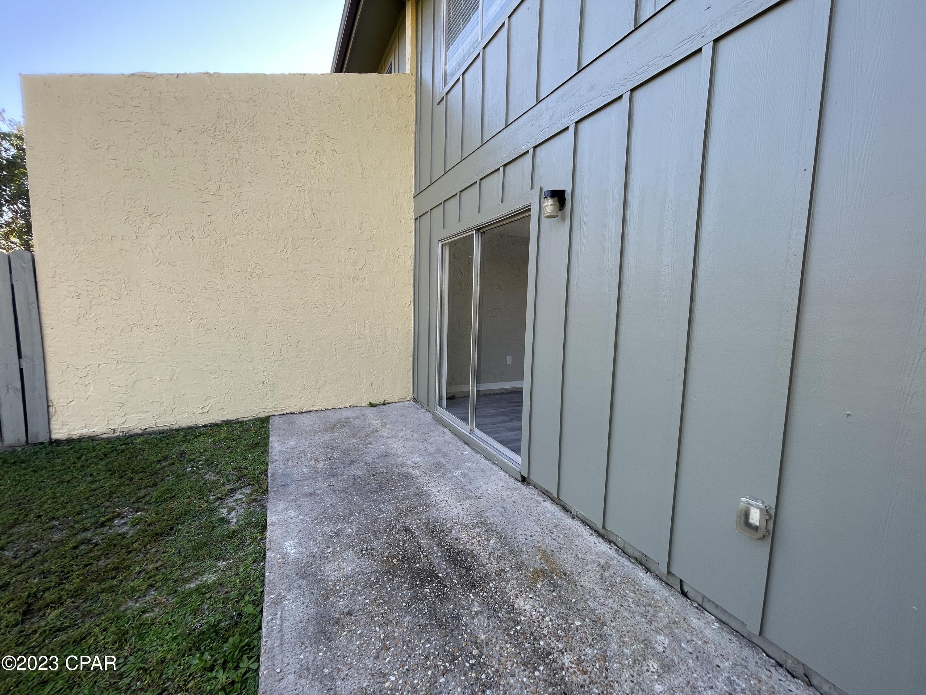 Delwood Estates Ph 1 - Residential Lease