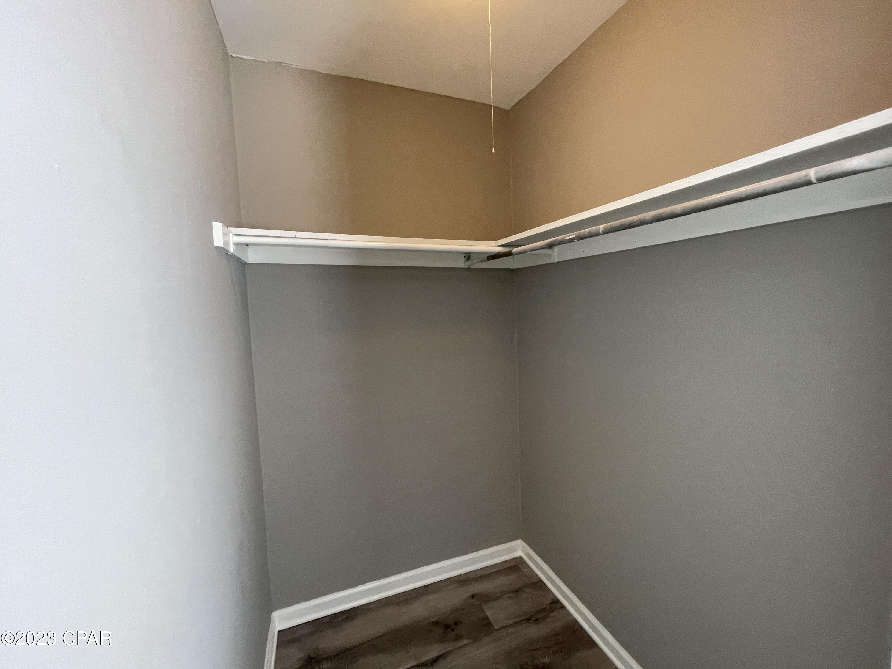 Delwood Estates Ph 1 - Residential Lease