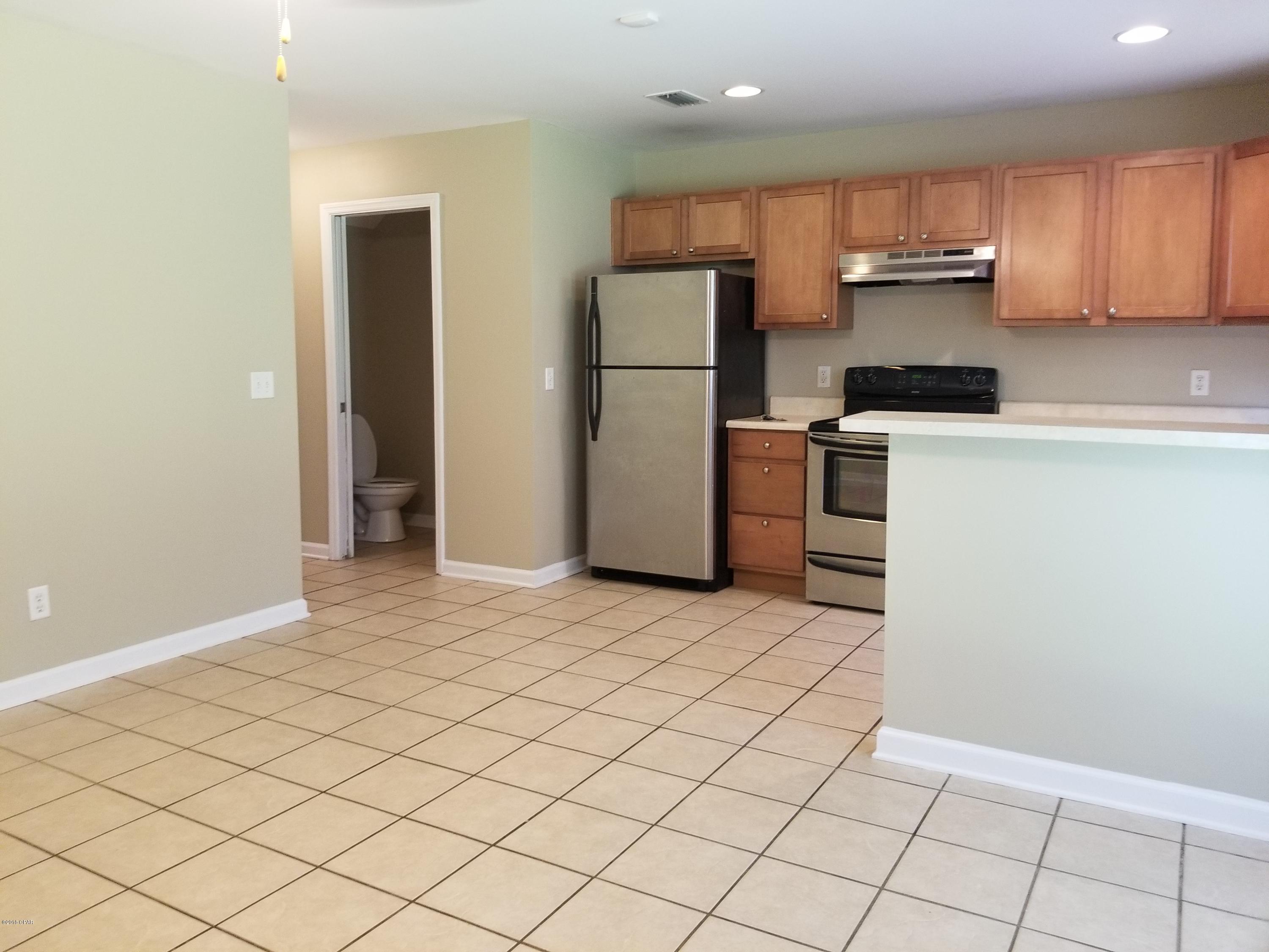 [No Recorded Subdiv] - Residential Lease