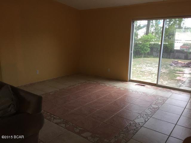 Lagoon Oaks - Residential
