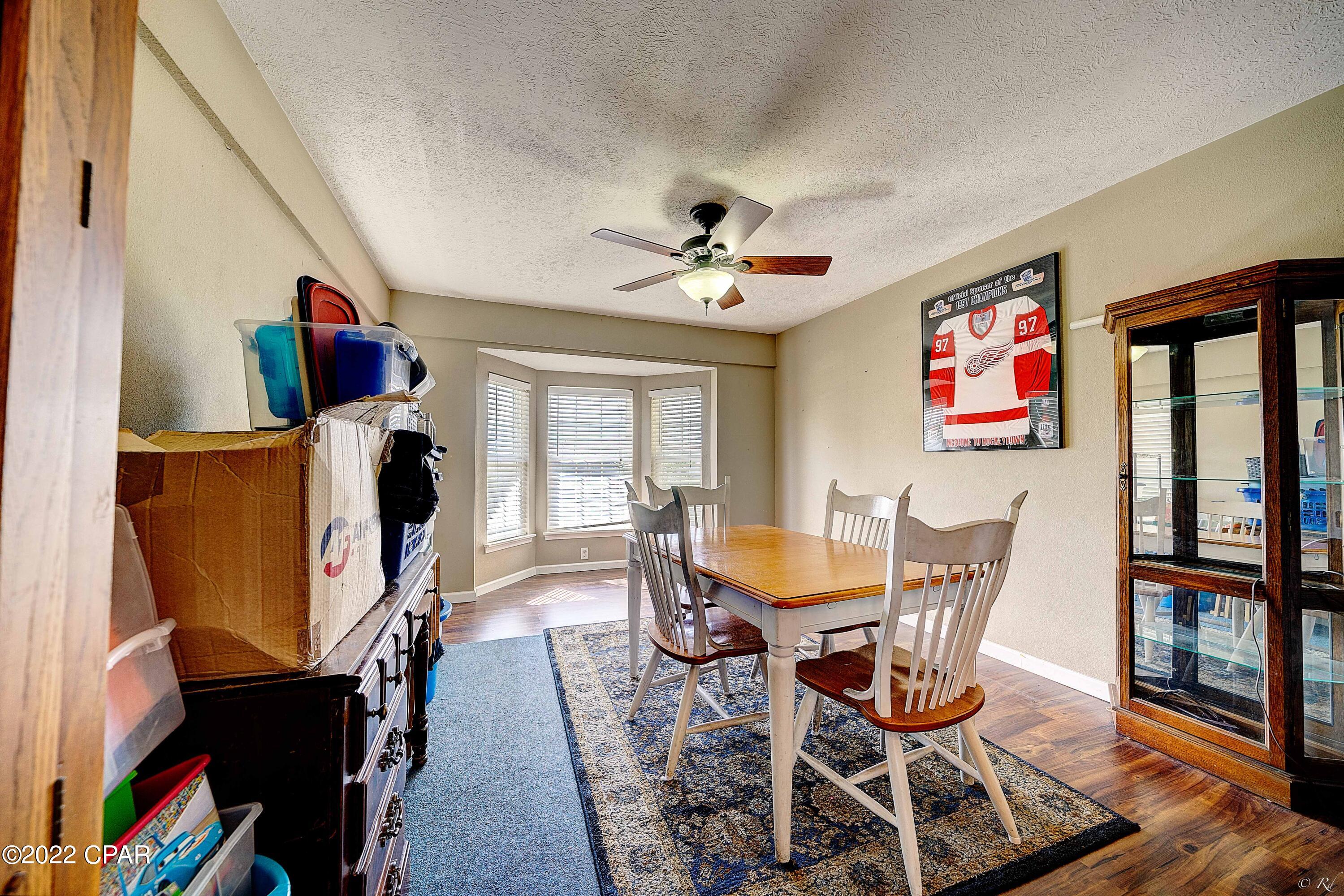 Hentz 1st Add Unit B - Residential