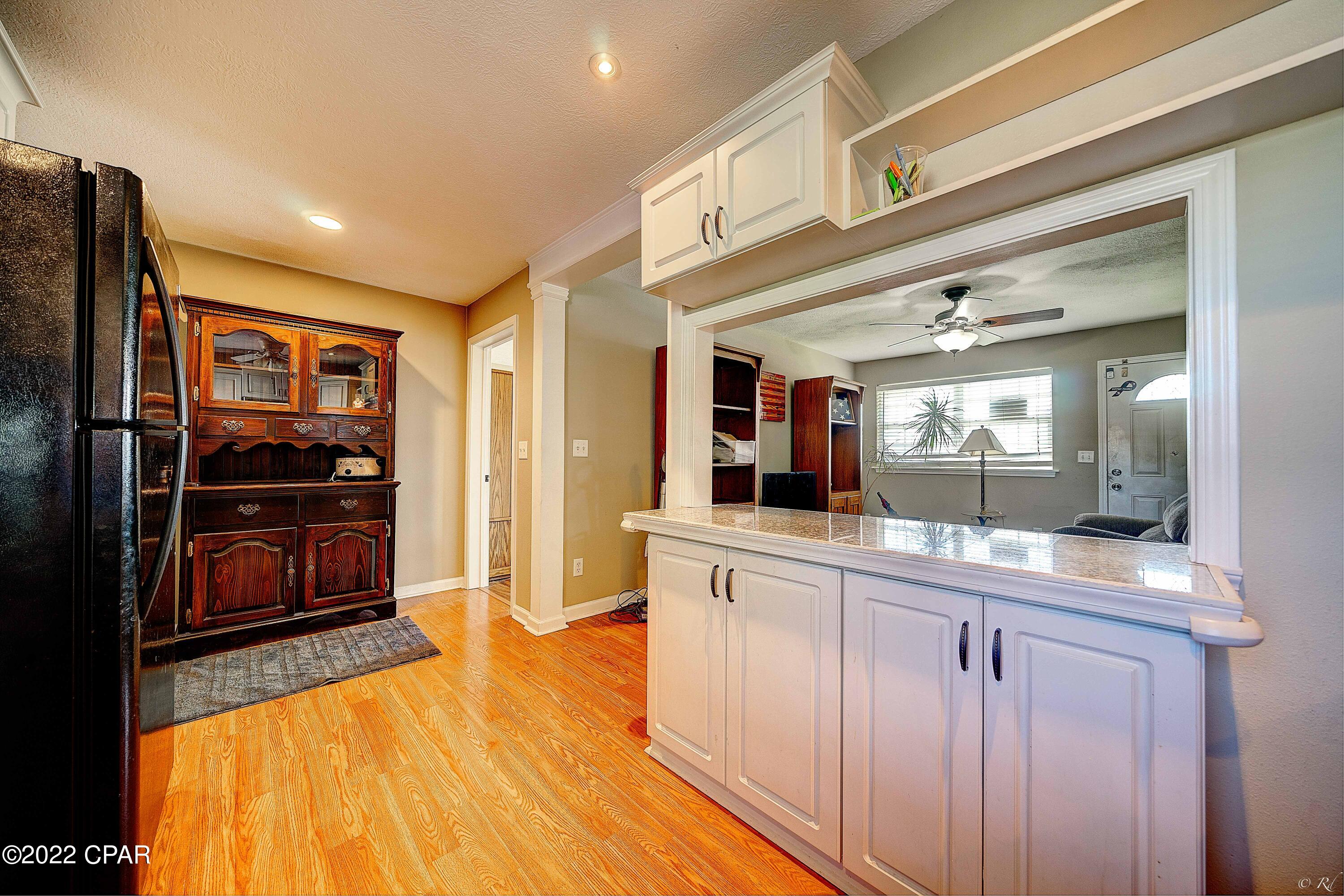 Hentz 1st Add Unit B - Residential