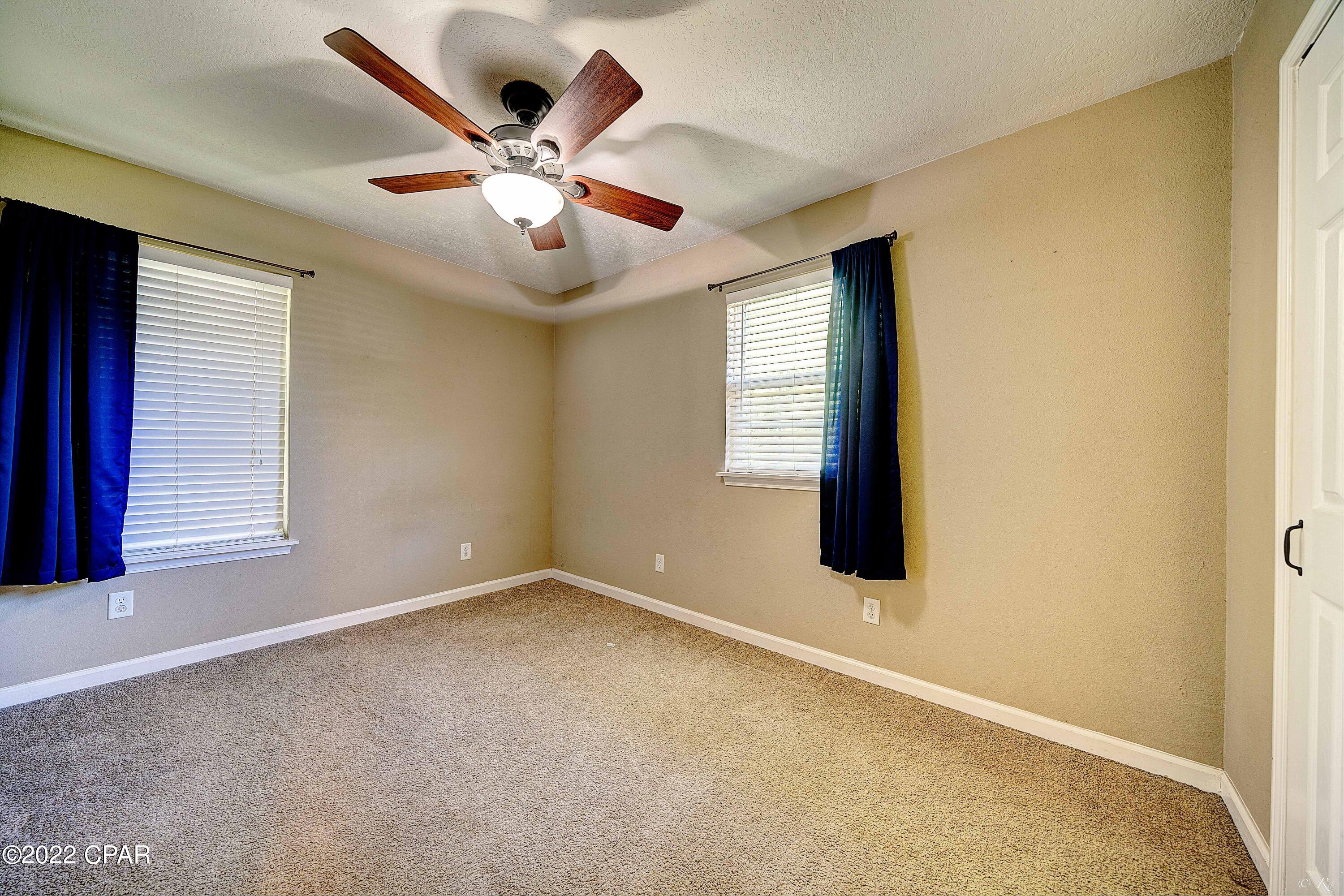 Hentz 1st Add Unit B - Residential