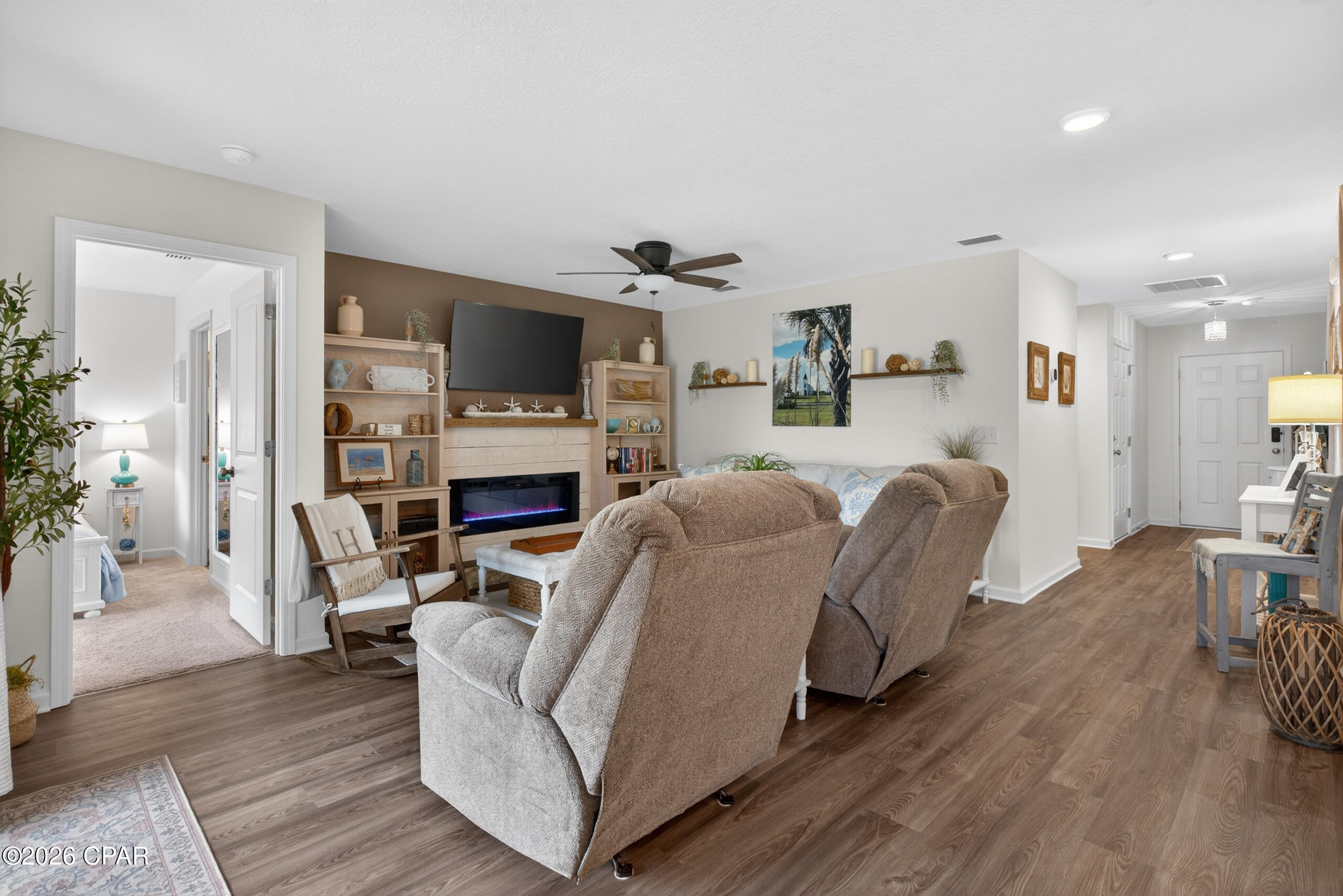 Sunny Hills Unit 1 - Residential