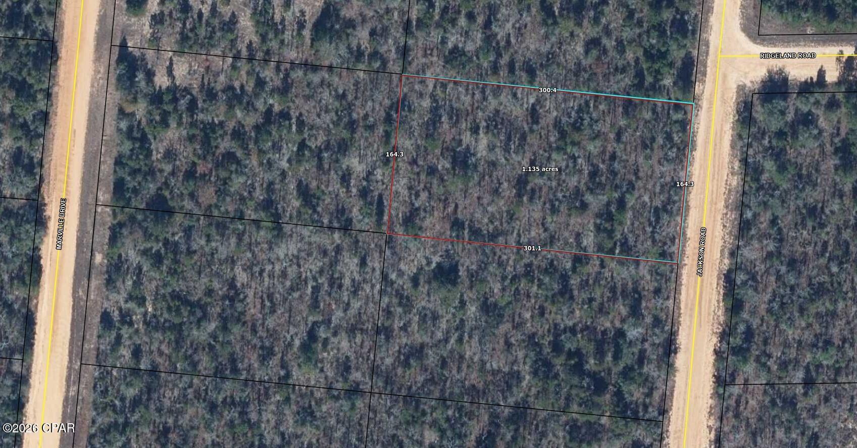 Beautiful lot to either build your dream home or place your new manufactured home in the unique community of Compass Lake in the Hills.  No mandatory HOA but if you choose to be a member you will have access to all the amenities that the association offers. These include swimming pool, tennis courts, cabin rentals, RV spaces, and more. Quiet, peaceful country living, yet still a reasonable commute to Panama City and all that is offered there. All measurements are estimates to be verified by buyer.