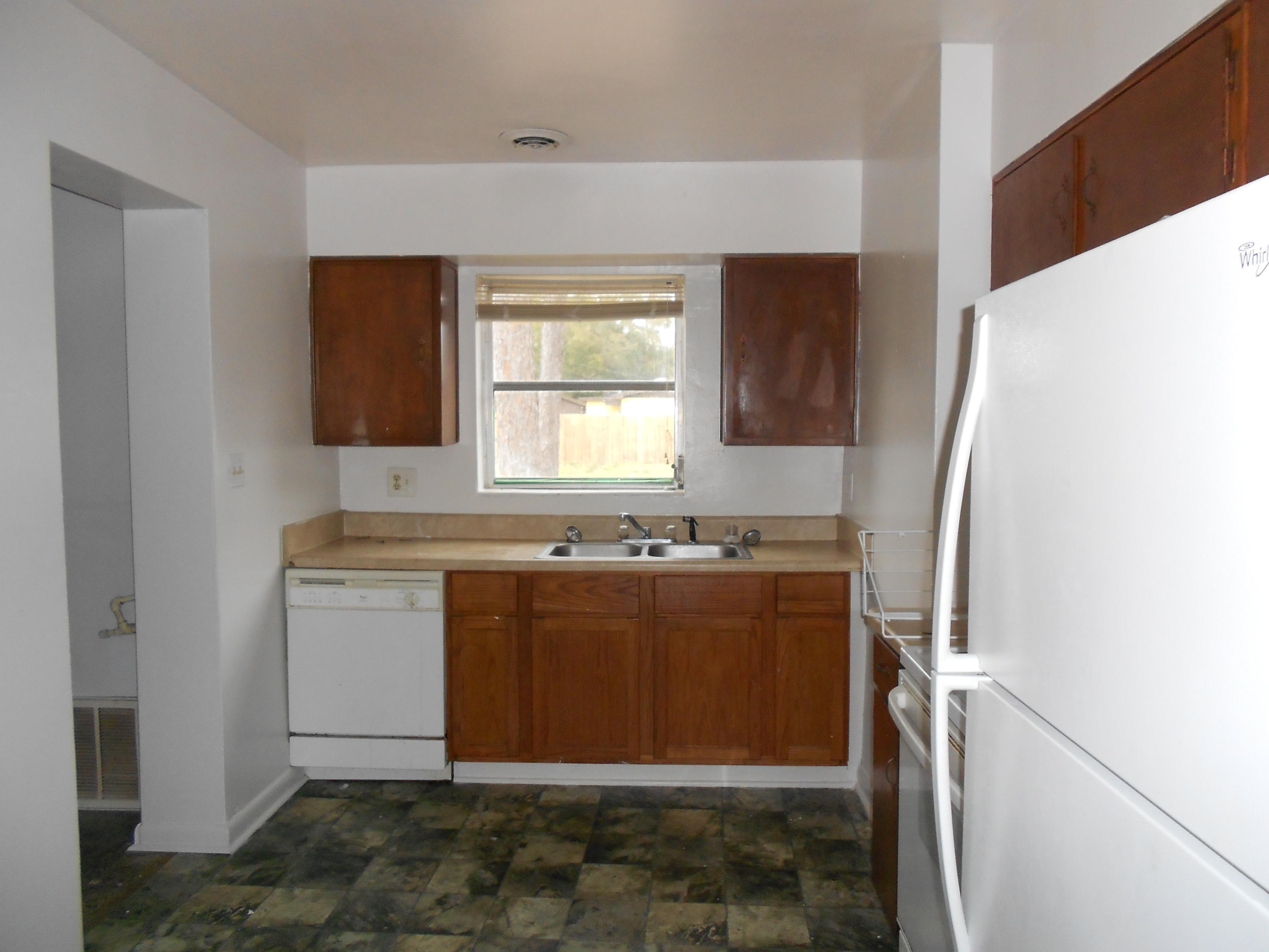 BRYN MAWR PARK 1ST ADDN - Residential Lease