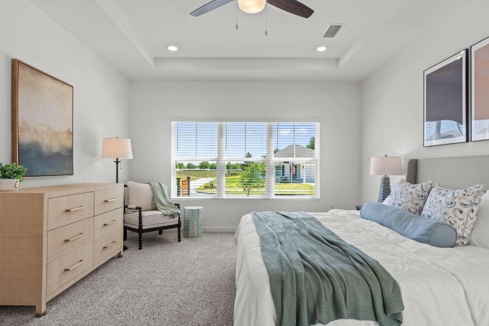 OWL'S HEAD - Residential Lease