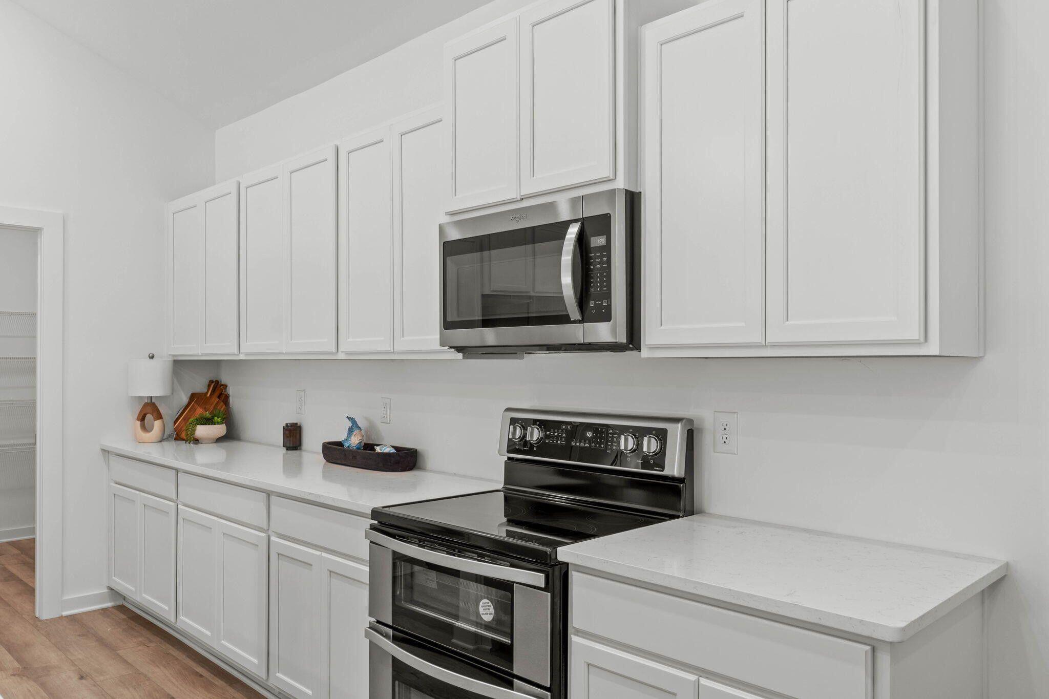 OWL'S HEAD - Residential Lease