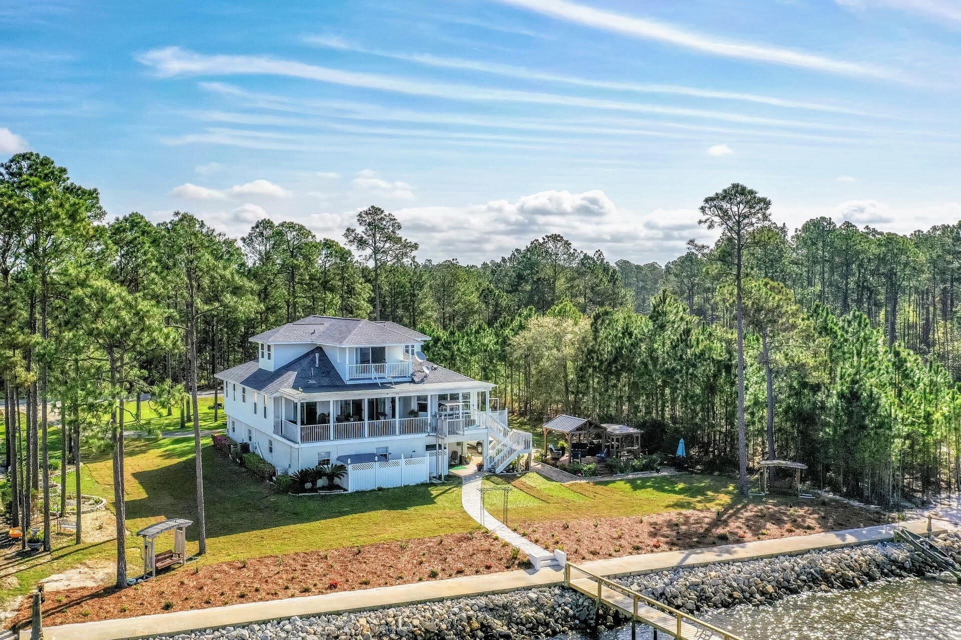 BAY HARBOUR - Residential