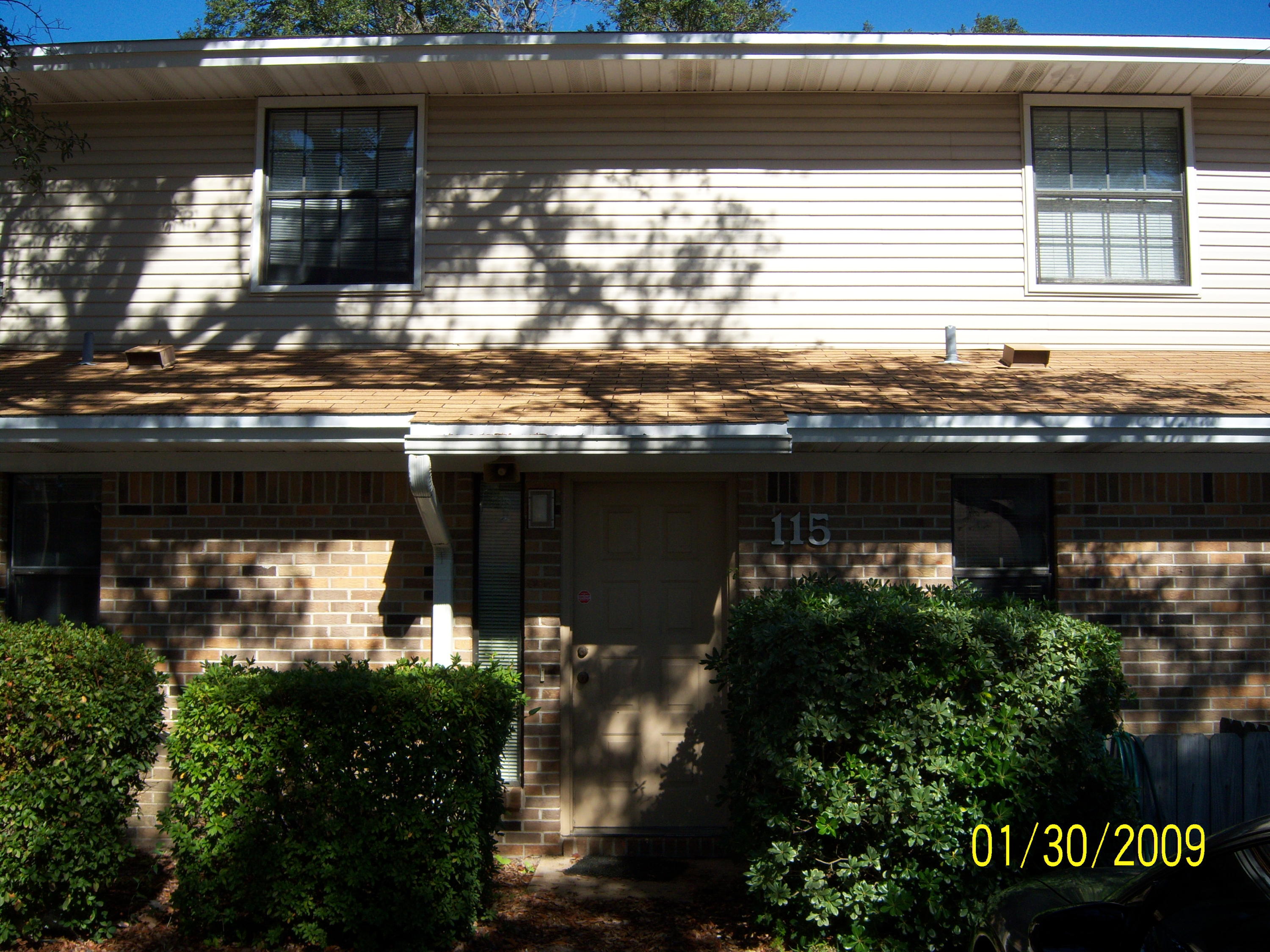 Classic Manor - Residential Lease