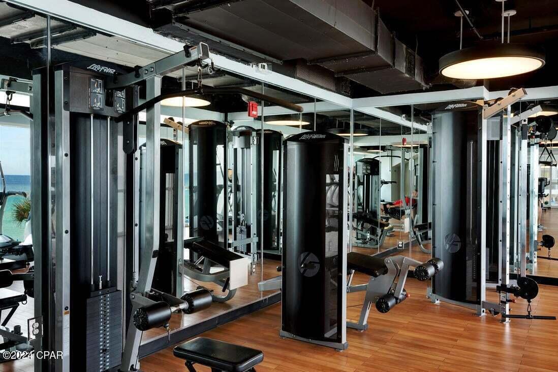 Splash Condo - Residential