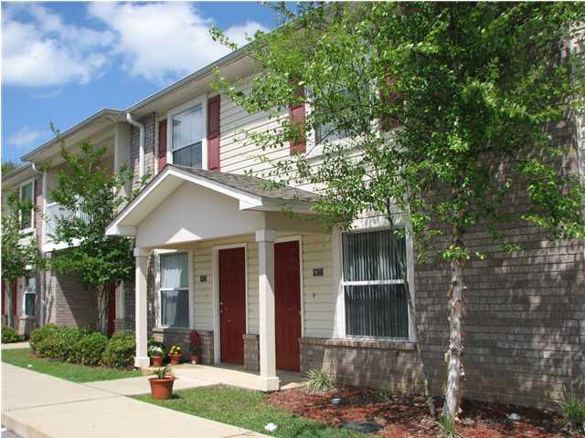 SHAY LIN T/H - Residential Lease